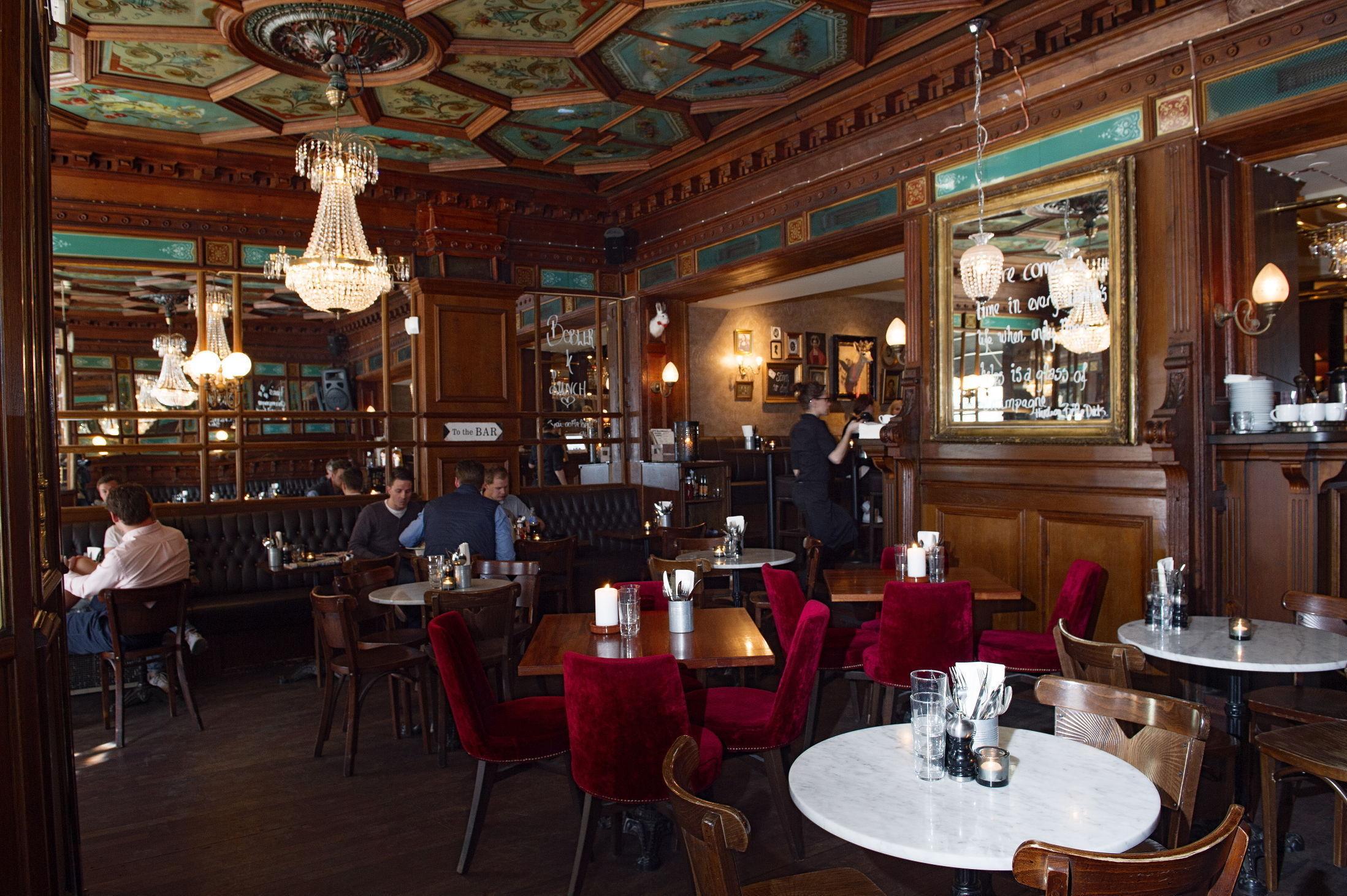 FLOTT LOKALE: Forrige århundres café-faktor for lengst er erstattet av et mer generelt hang-out-konsept. Foto: Line Møller/VG