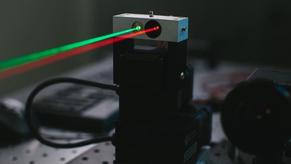 Disse laserne skal Facebook bruke til å spre Internett