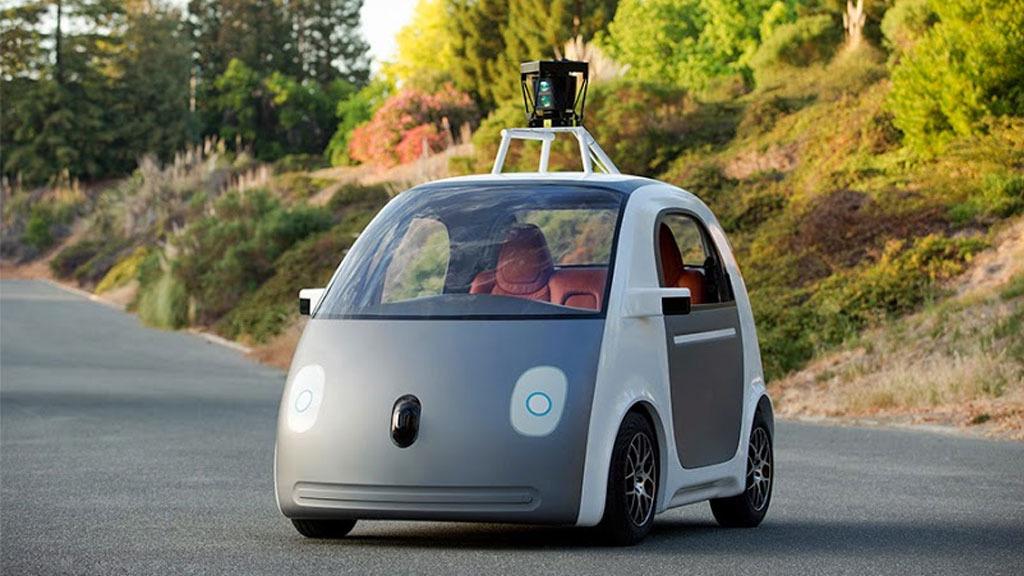 Fremtidens biler vil kanskje ikke ha ratt, og da er det greit at ting fungerer som det skal. Her er Googles selvkjørende prototype.Foto: Google
