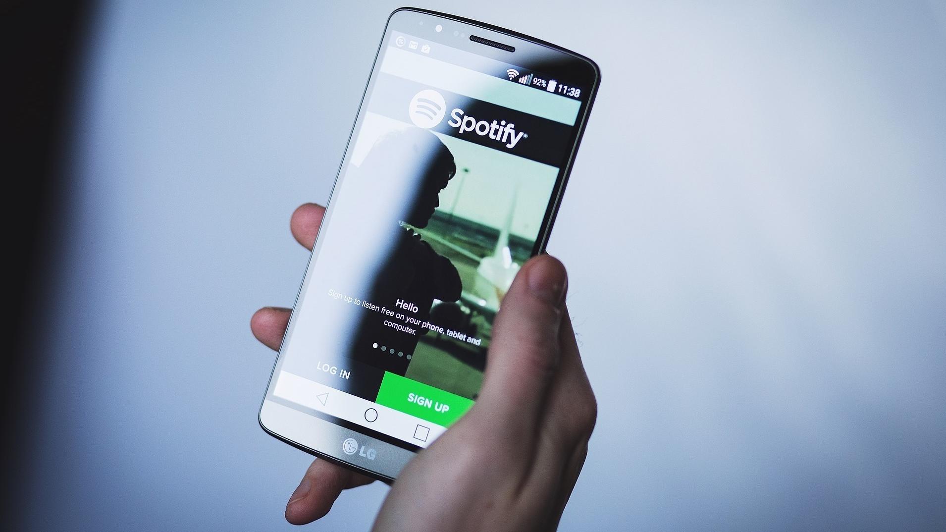 Spotify fjerner «hatmusikk» fra tjenesten sin