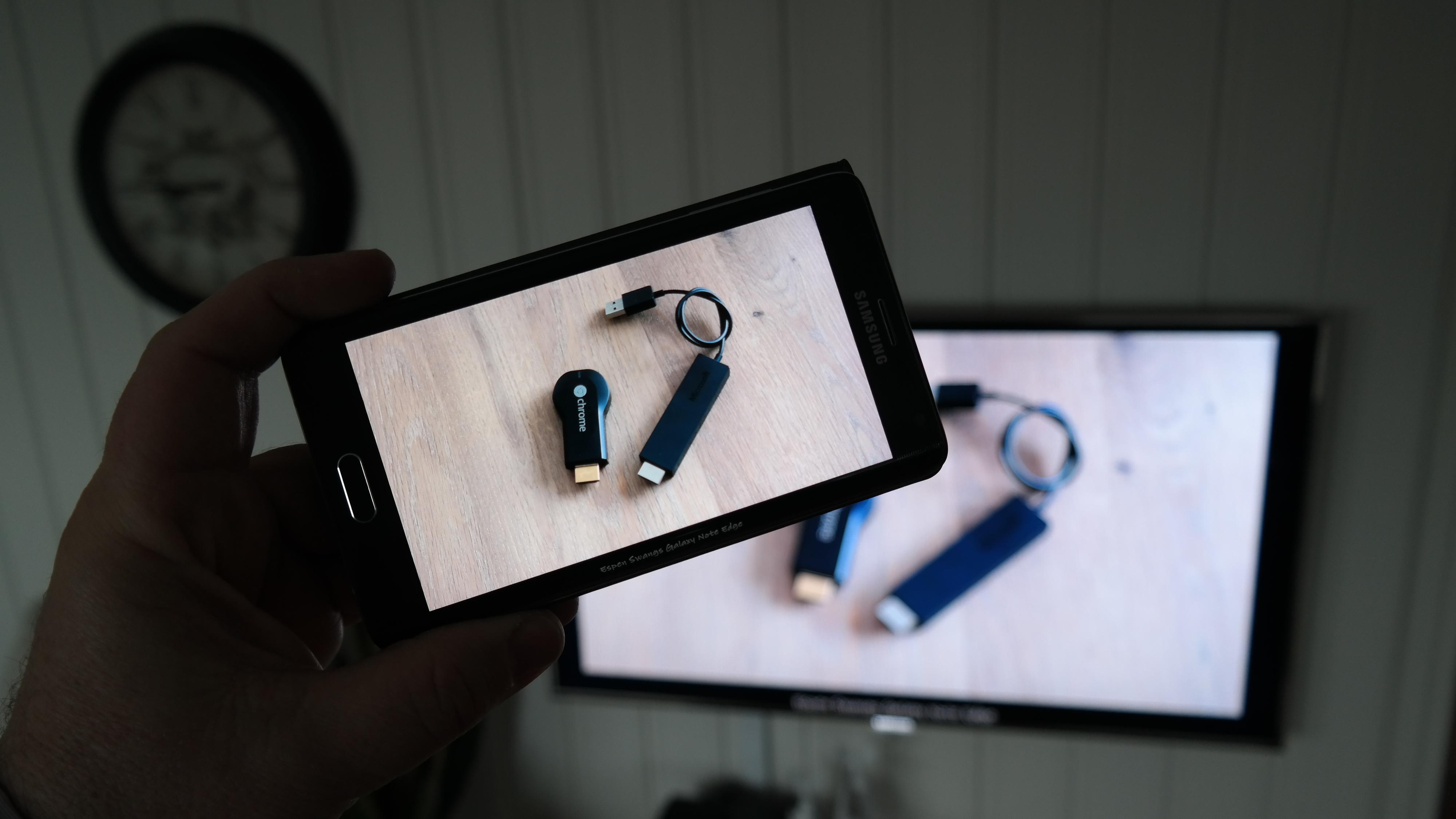Vi koblet til SAmsung Galaxy Note 4 uten noen problemer. Foto: Espen Irwing Swang, Tek.no