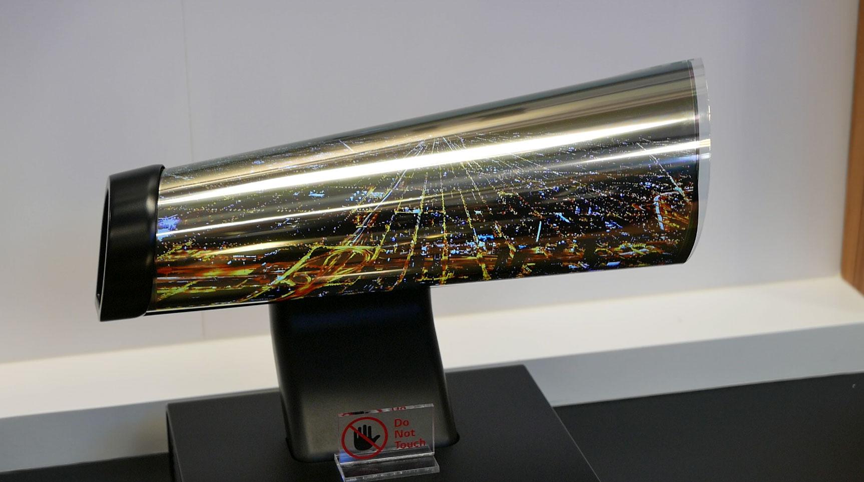 Superstoffet grafén kan gi oss én milliondels millimeter tynne OLED-skjermer
