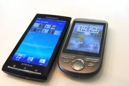 To Android-baserte telefoner. Til venstre Xperia X10, Sony Ericssons kommende flaggskip.