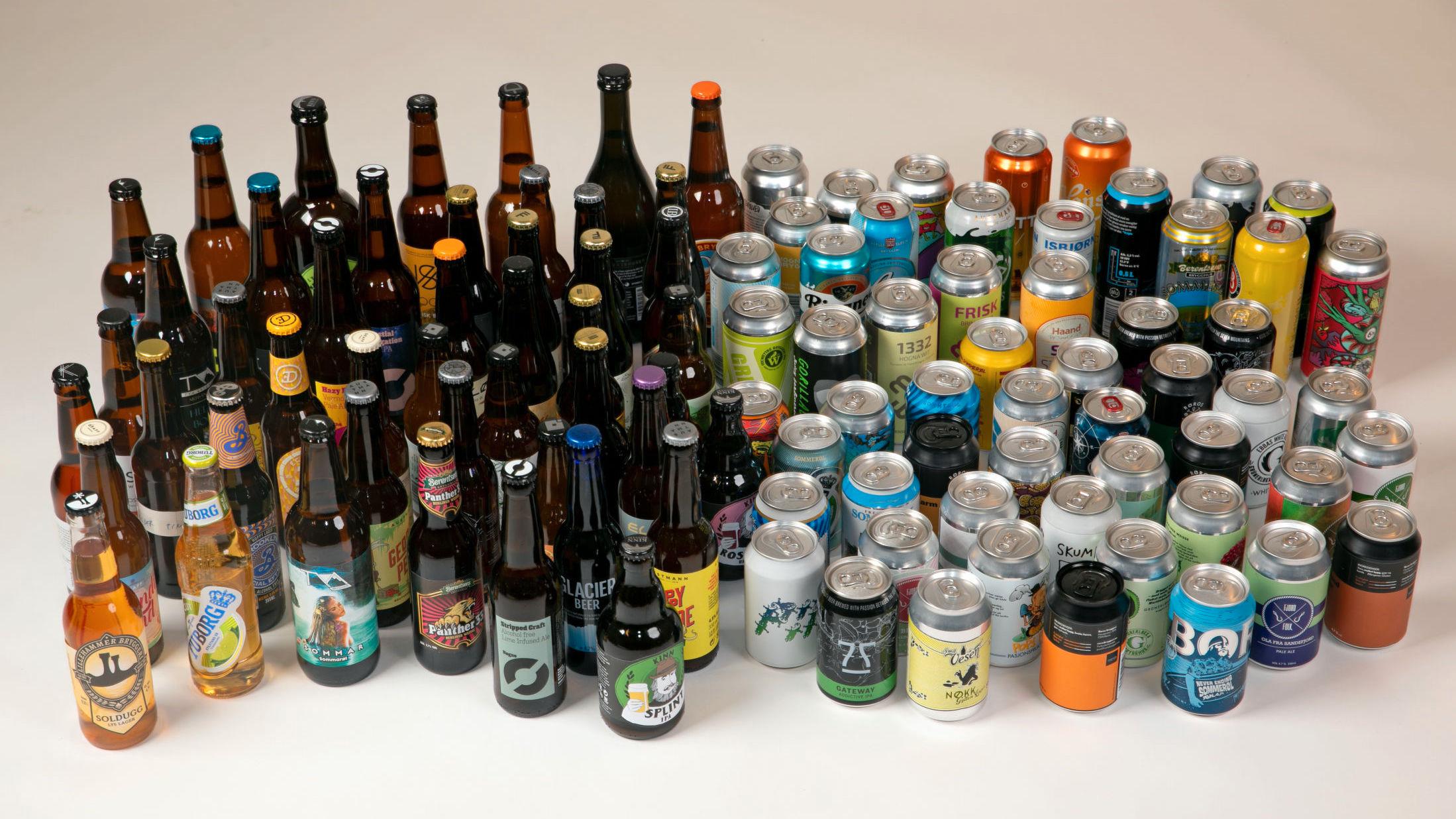 KJEMPETEST: Over 100 øl er testet og 90 produkter er kvalifisert til å være med i denne testen av norske sommerøl. Foto: Mattis Sandblad/VG