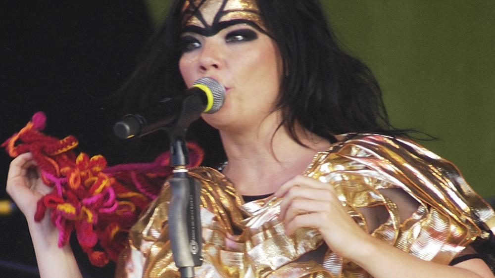 Björk deler ut kryptovaluta med sitt neste album