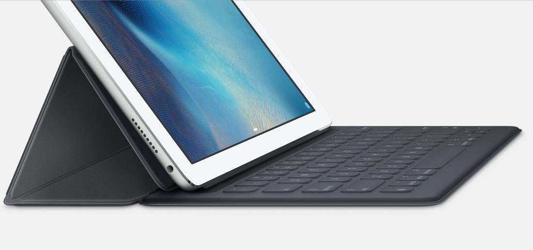 En ny og mindre versjon av Smart Keyboard skal visstnok også være på vei til den kommende 9,7-tommeren. Dette er den eksisterende iPad Pro-versjonen.