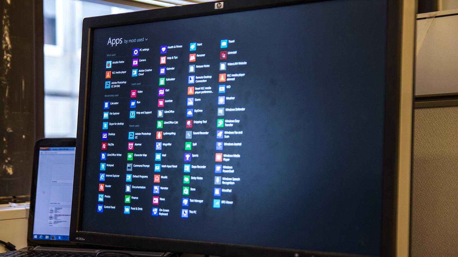 En skikkelig ansiktløftet startskjerm, og en App-skjerm som går an å finne, er bare noen av mange små endringer i Windows 8.1.Foto: Varg Aamo, Hardware.no