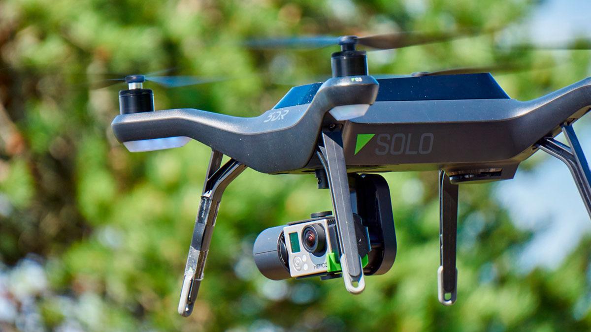 – Å filme med drone krever ikke spesiell tillatelse i Norge