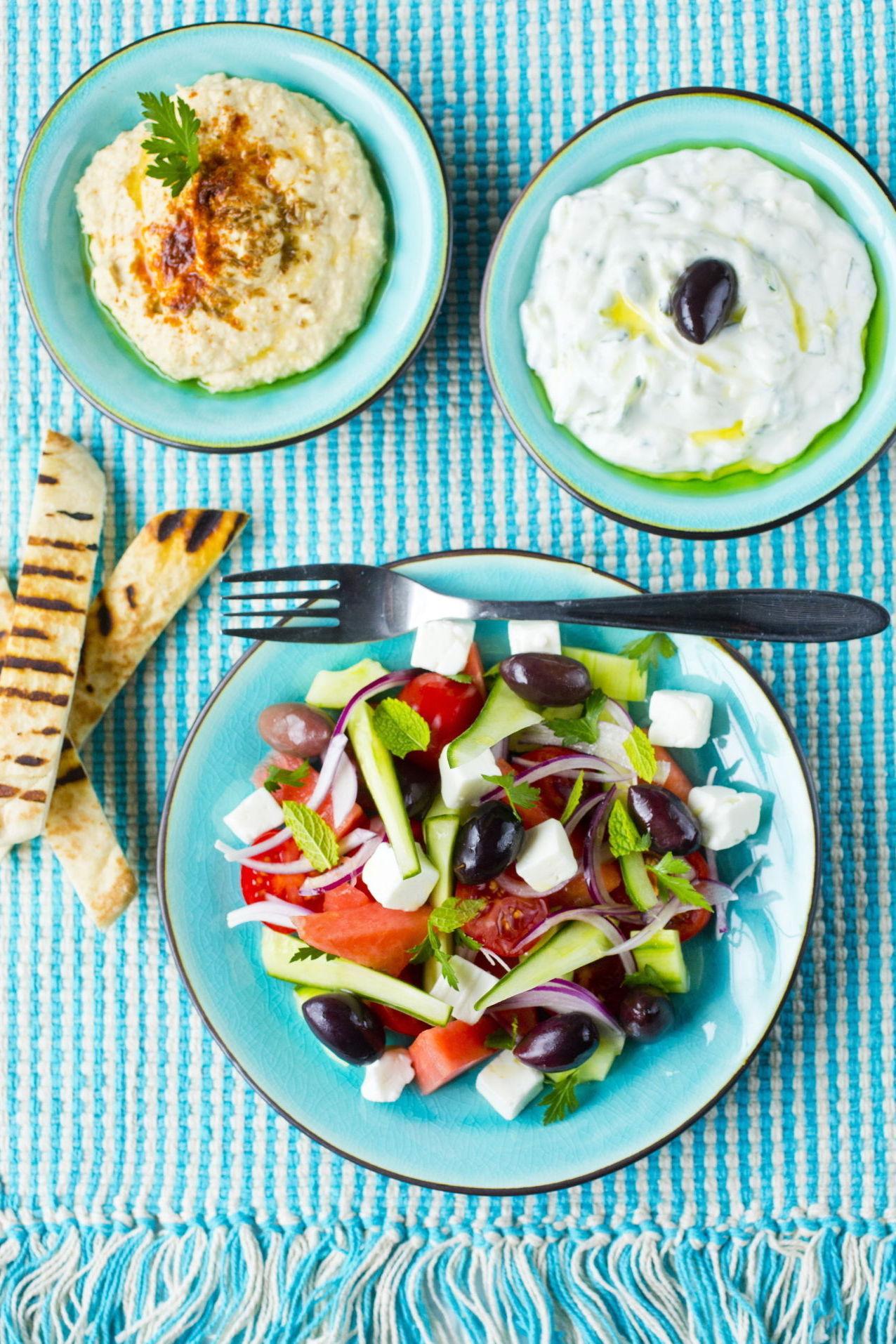 NAM: Tzatxiki hører med når man skal lage gresk mat. Oppskriften finner du her. Foto: Sara Johannessen/VG