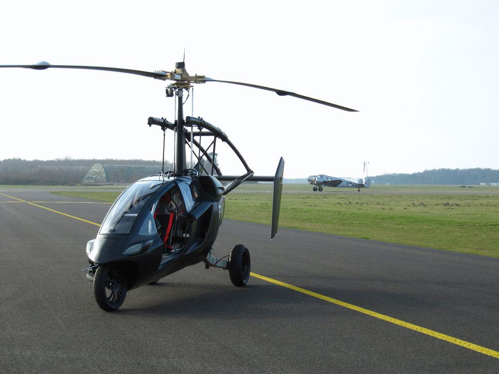MINIHELIKOPTER: PAL-V har plass til minimalt med bagasje, og ser kanskje mest ut som et helikopter.Foto: PAL-V.COM