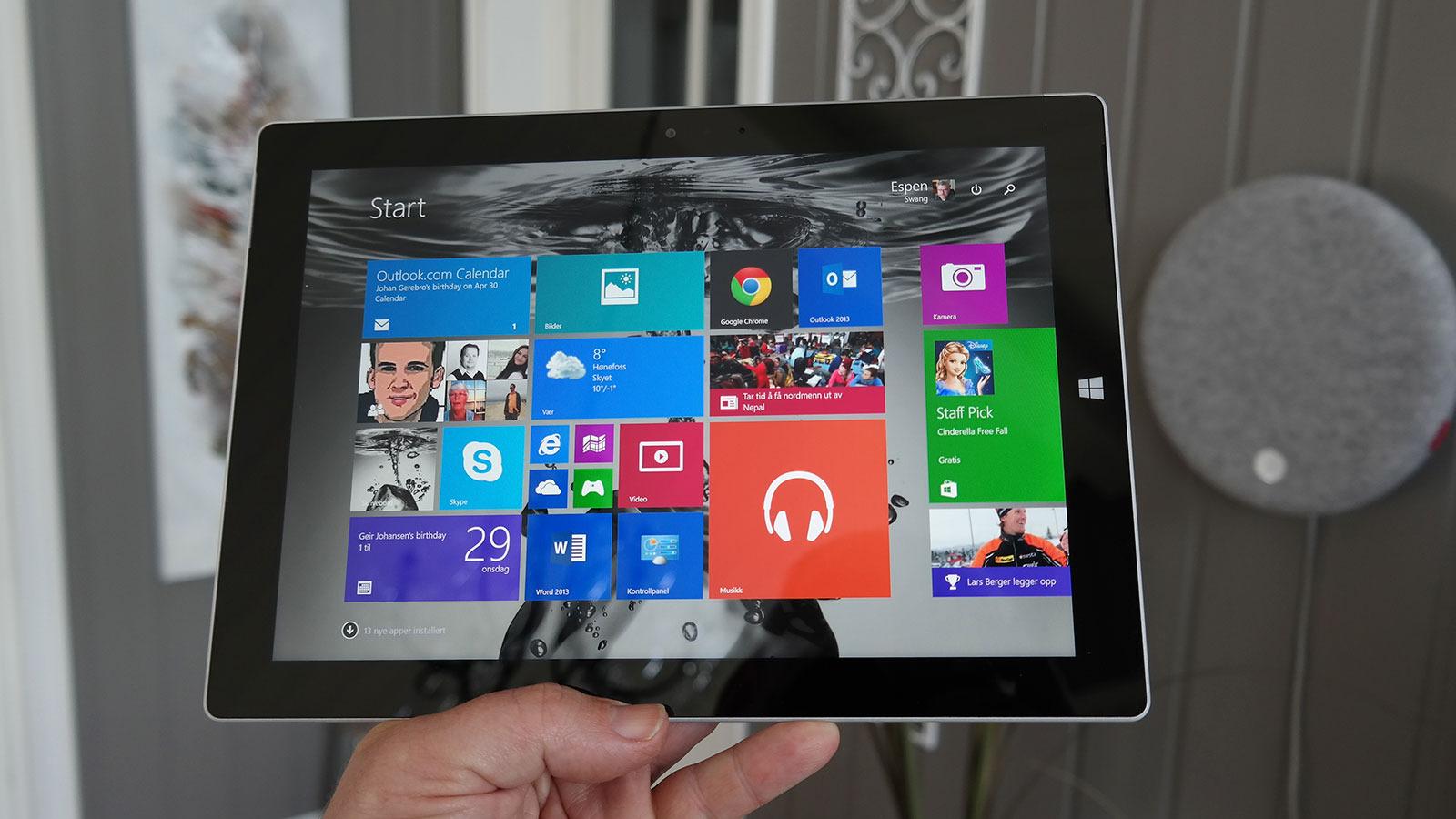 Surface 3 duger til de aller fleste av de hverdagslige oppgavene, men kommer til kort om du virkelig gir den utfordringer. Foto: Espen Irwing Swang, Tek.no