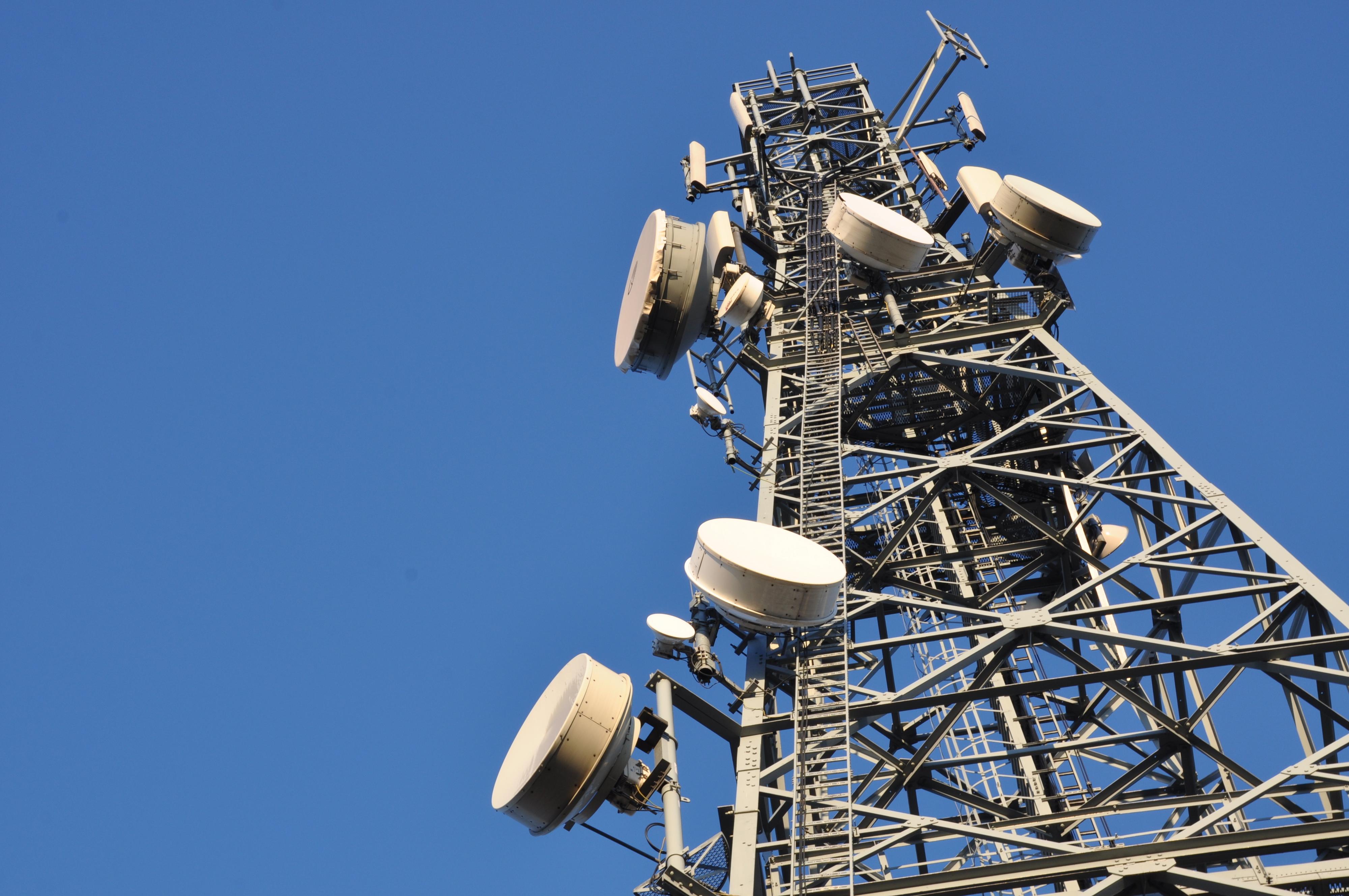 Mange antenner må moderniseres før DAB-netter er helt klart. Foto: Shutterstock