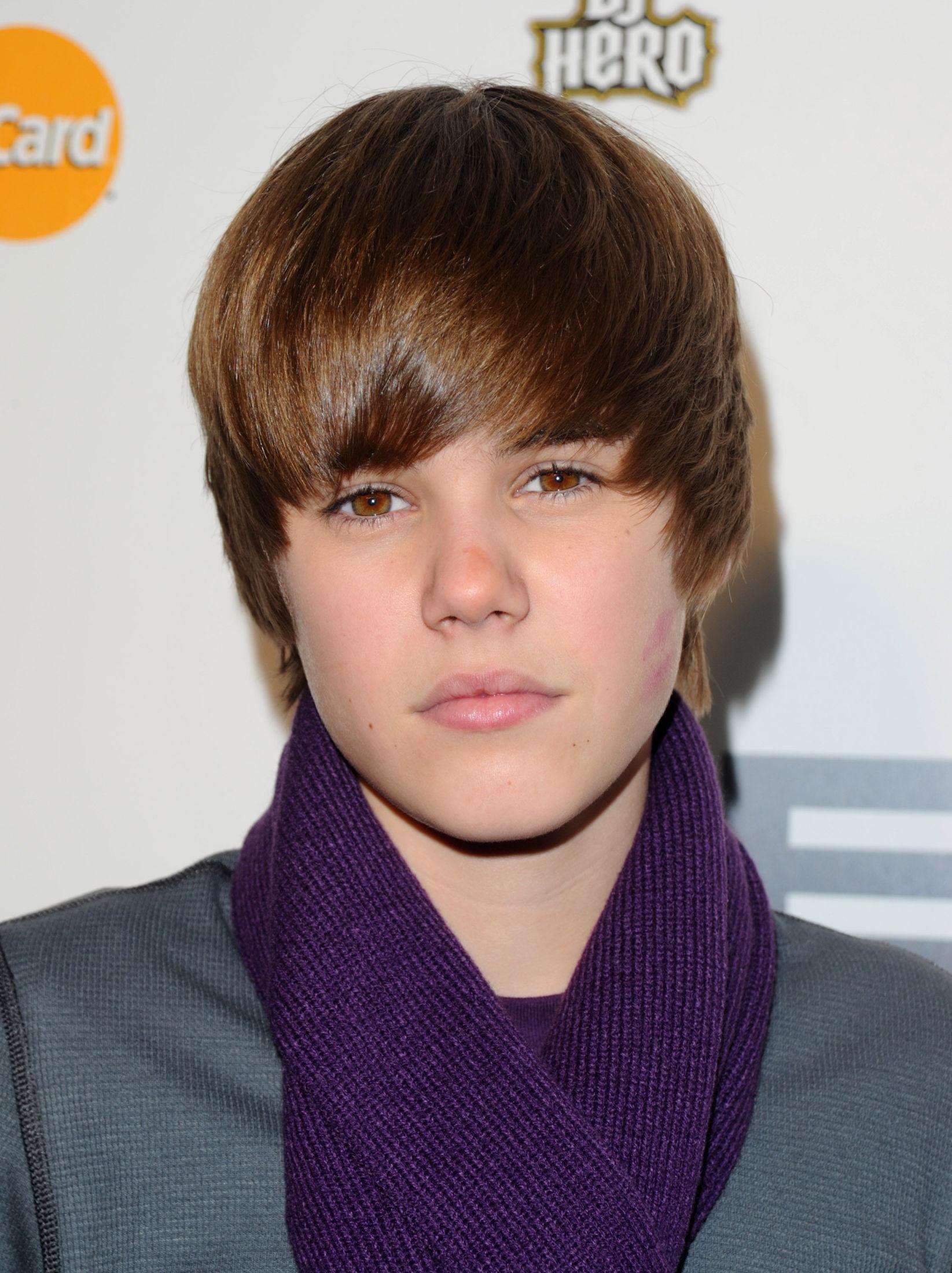 ELSKET LILLA: Bieber ble sjeldent sett uten ett eneste plag i favorittfargen lilla.