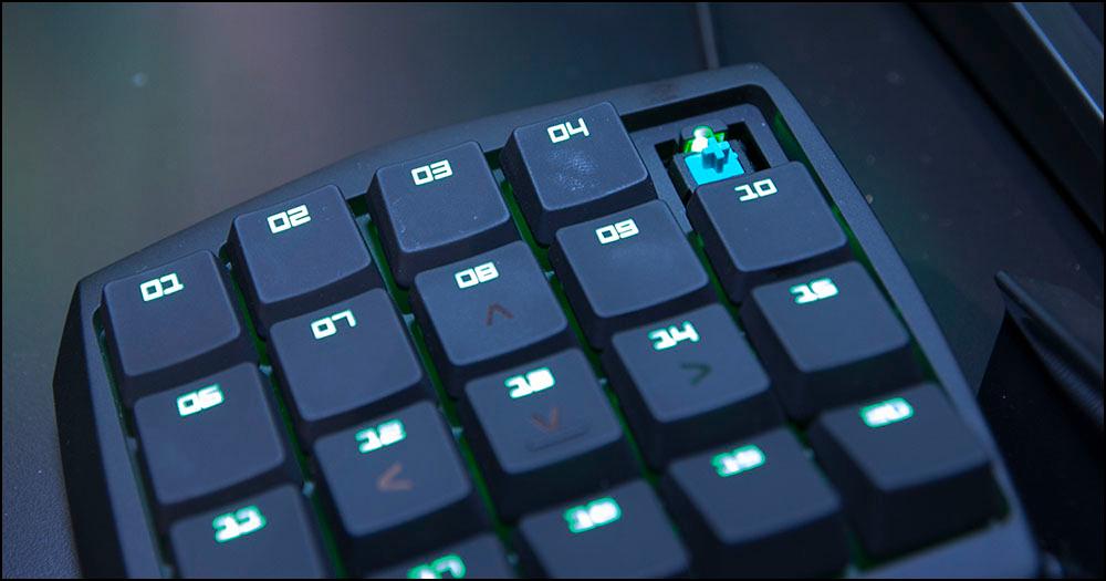 Cherry MX-Blue-brytere, akkurat som Razers BlackWidow Ultimate-tastatur.Foto: Niklas Plikk/hardware.no