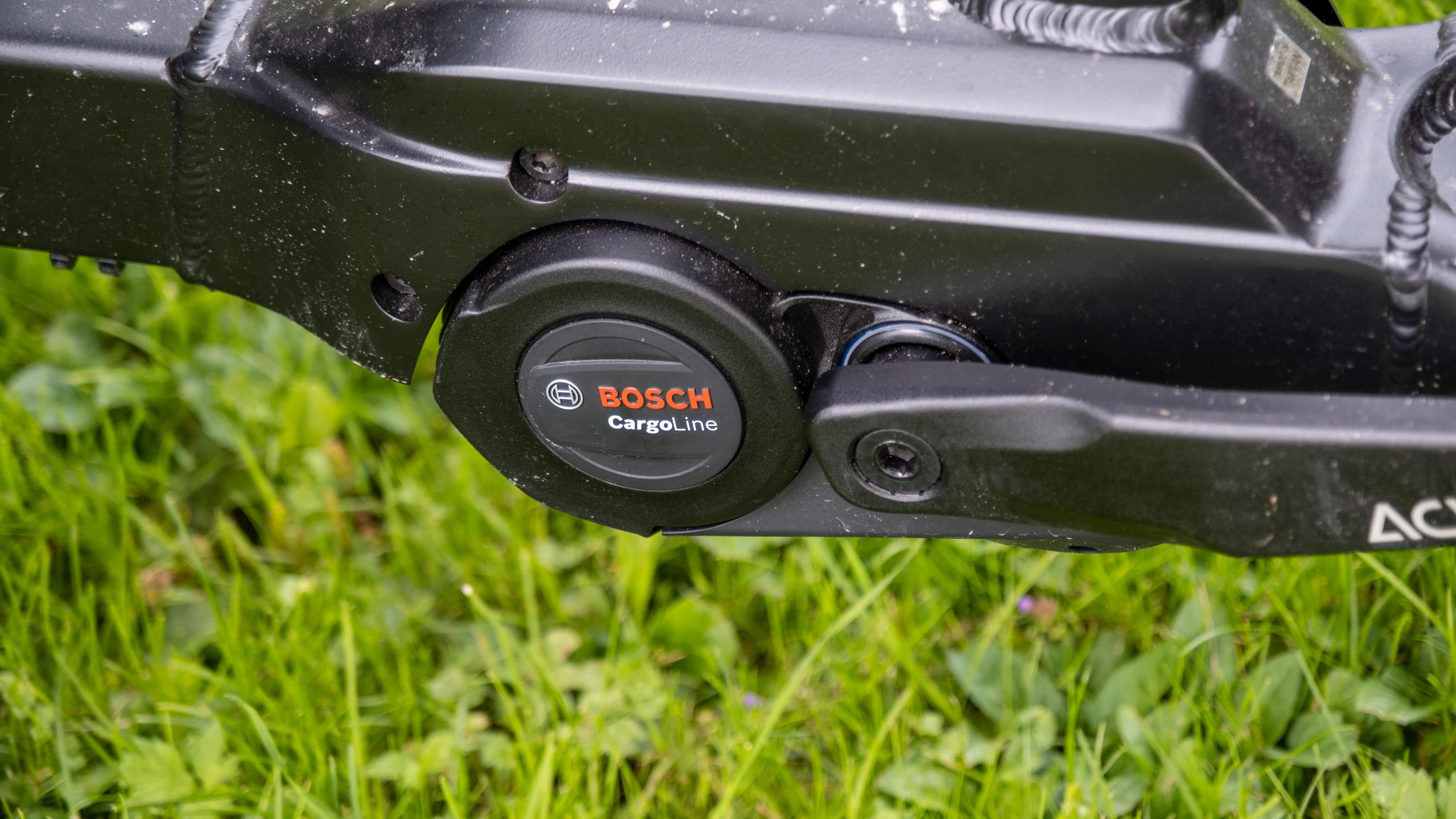 Motoren er fra Bosch og er mer enn trekkvillig nok.
