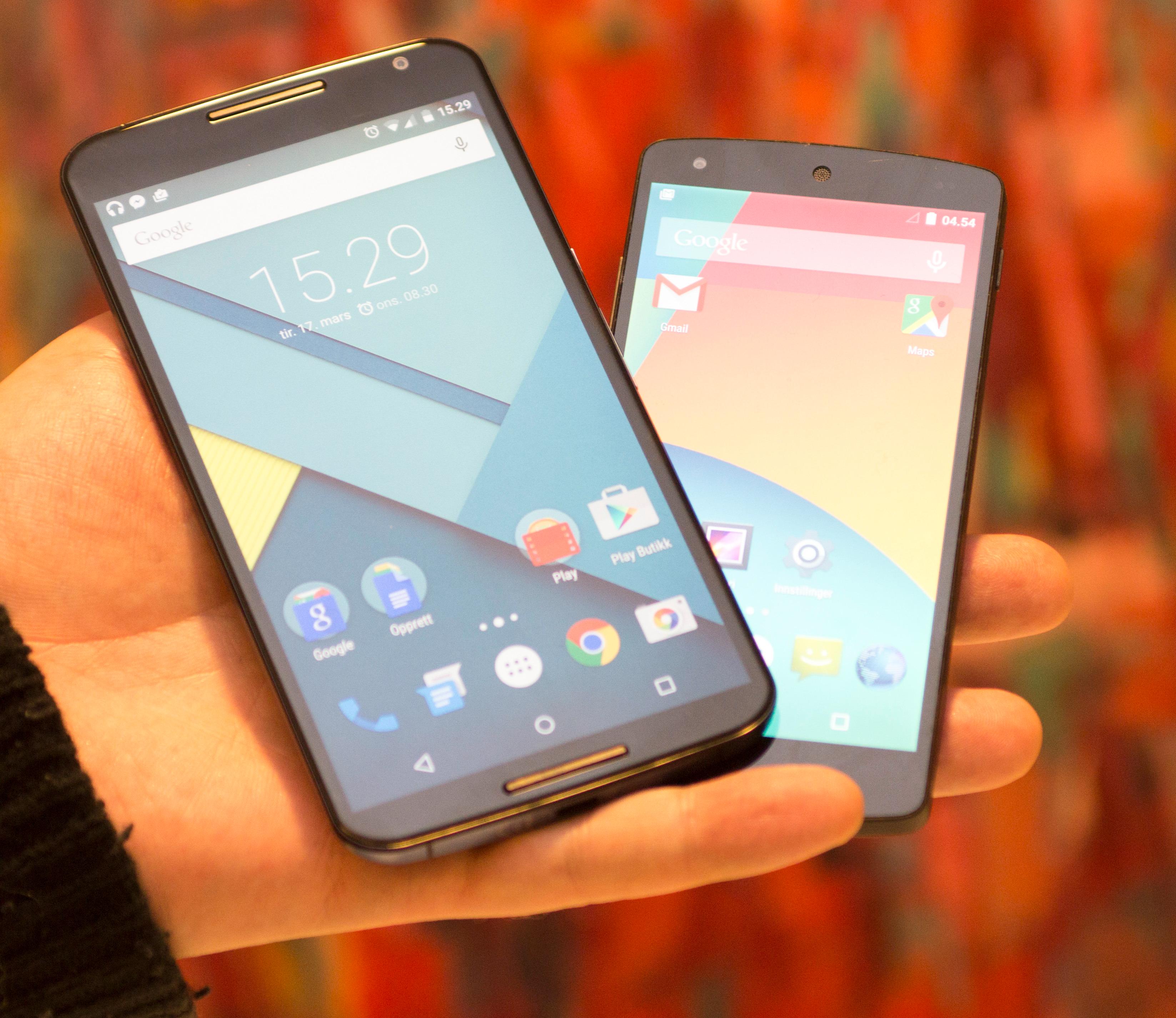Nexus 6 (foran) er en vesentlig større telefon enn forgjengeren, Nexus 5. I dag får vi sannsynligvis se både en stor og en liten ny Nexus fra Google. Foto: Kurt Lekanger, Tek.no