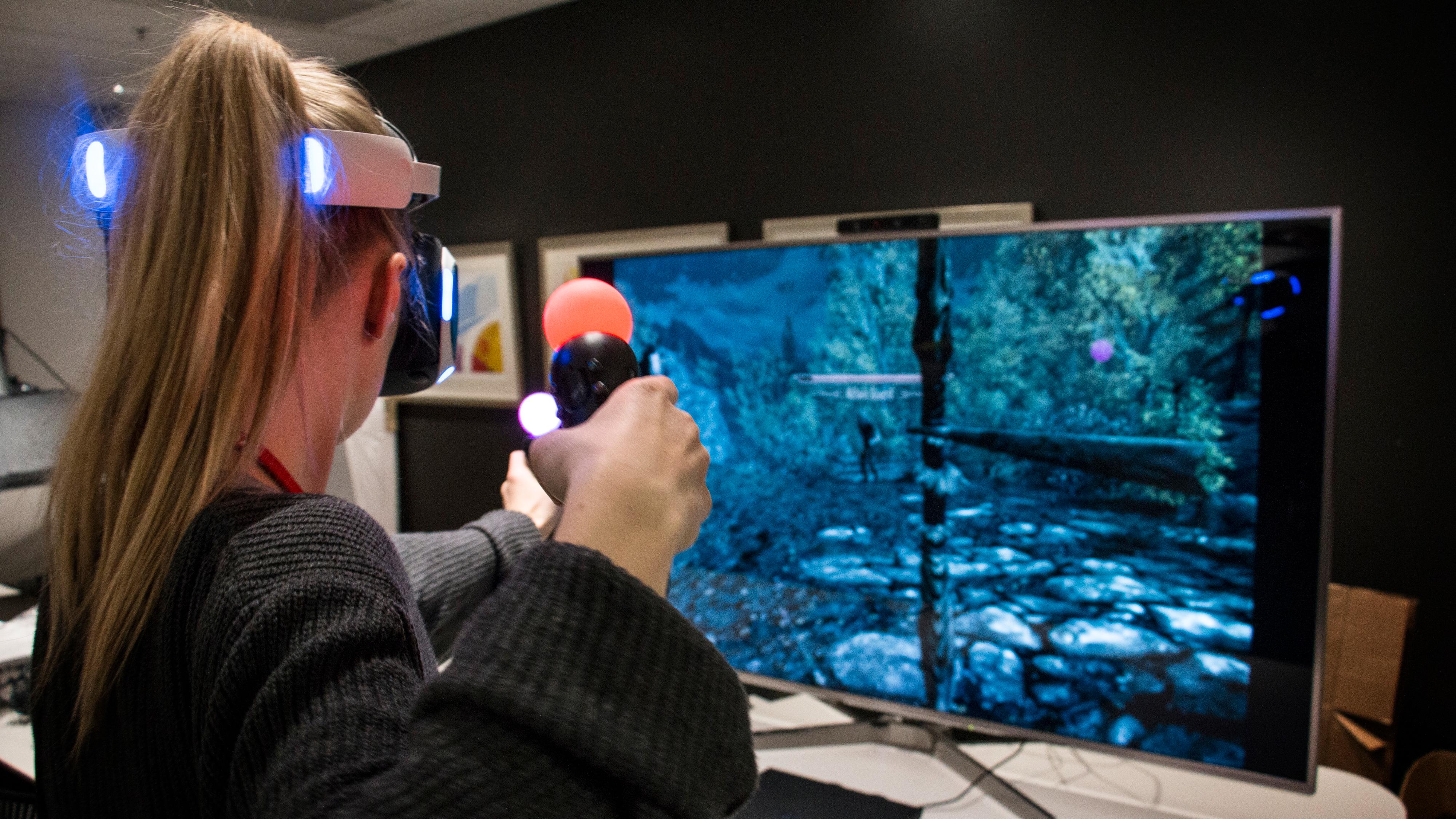 Endelig en fullblods VR-opplevelse: Slik var det å spille Skyrim i VR