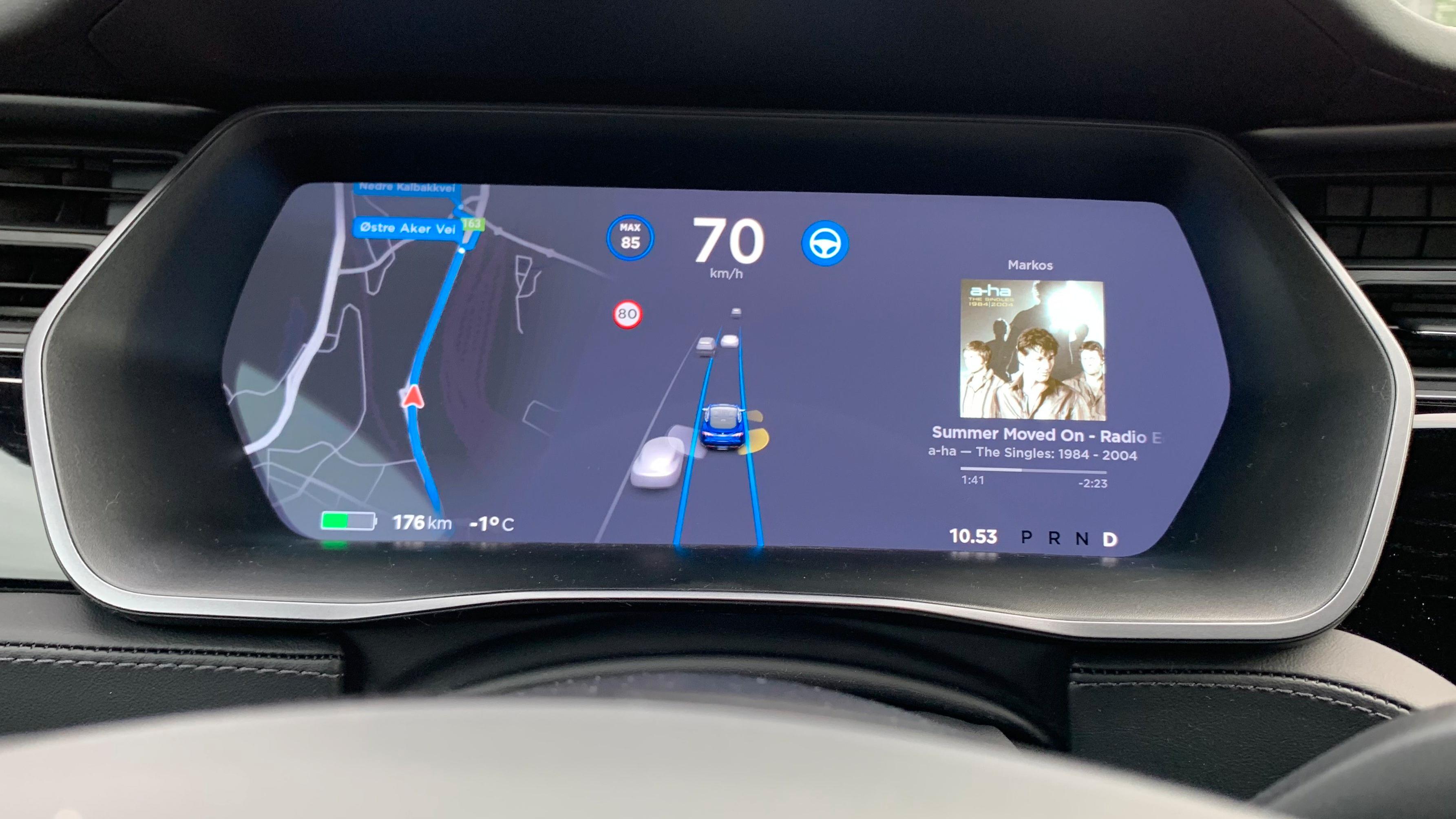Tesla «Version 9» har endelig kommet til Norge