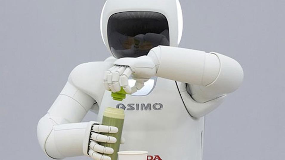 ROBOT: Sammenlignet med den menneskelige hjerne, er Hondas bartender-robot et leketøy å regne. Men utviklingen går rivende raskt.