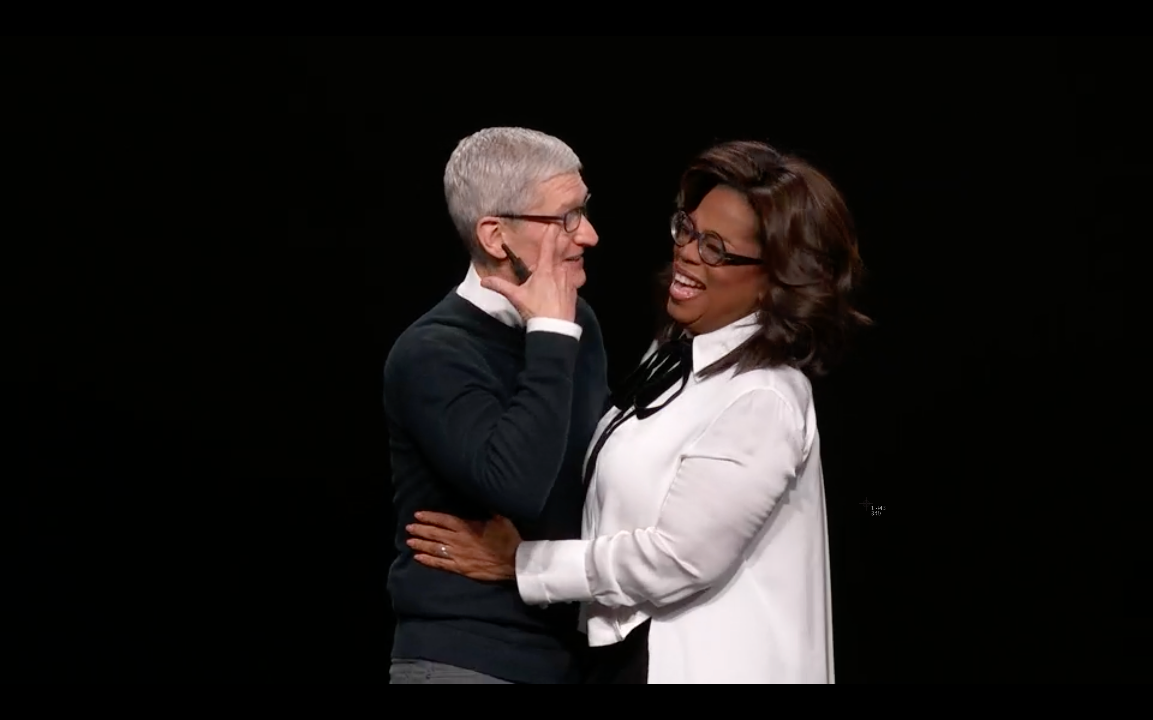 Tim Cook har fått Oprah Winfrey med på laget til den nye strømmetjenesten Apple TV+.