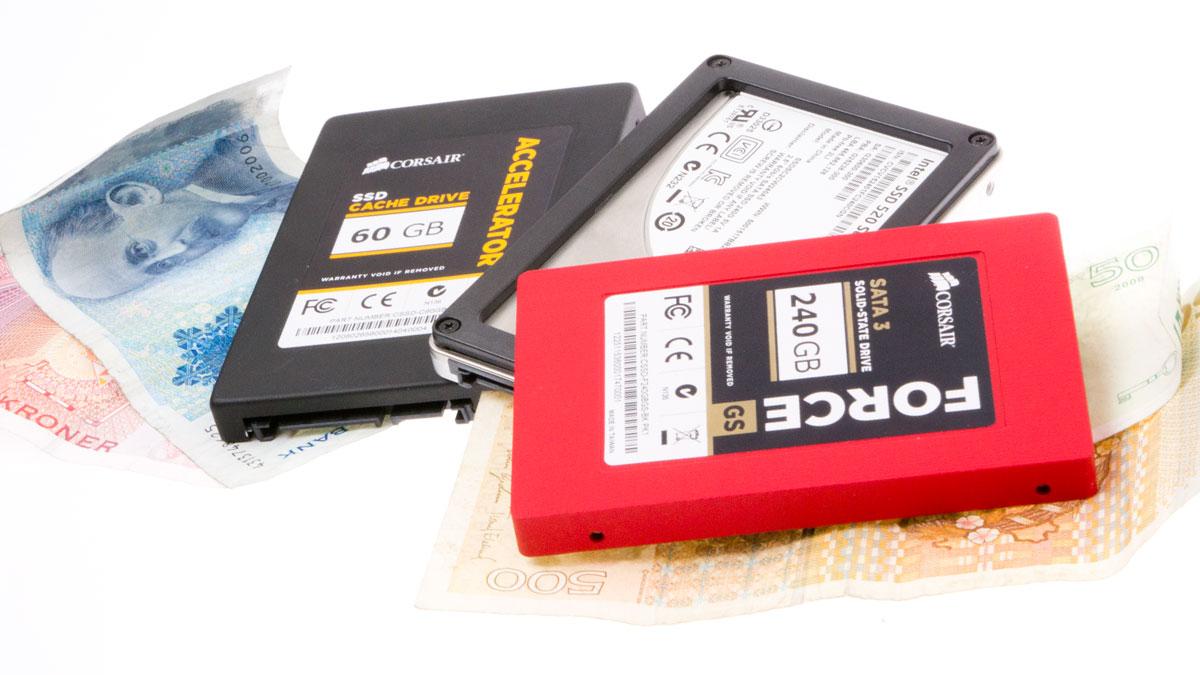 SSD-er er små og kjappe, men koster fortsatt langt mer enn harddisken.Foto: Jørgen Elton Nilsen, Hardware.no