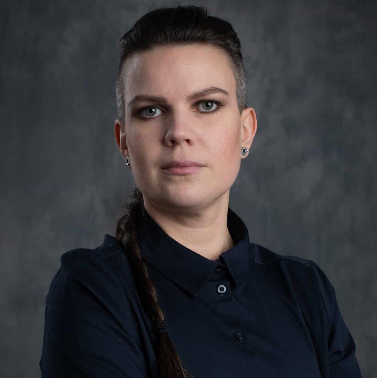 Rebecca Ryrberg är tatuerare samt vice ordförande branschorganisationen i Sveriges Registrerade Tatuerare.