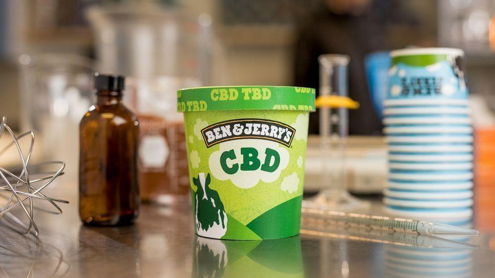 POTENSIELL NYHET: Dersom amerikanske Ben & Jerry's får det som de vil, kommer denne iskremen, med cannabis-ekstrakten CBD, på markedet. Foto: Ben & Jerry's