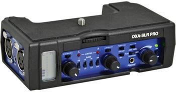 Med en XLR-adapter er det lett å koble til mange forskjellige mikrofoner til et systemkamera.Foto: Beachtek