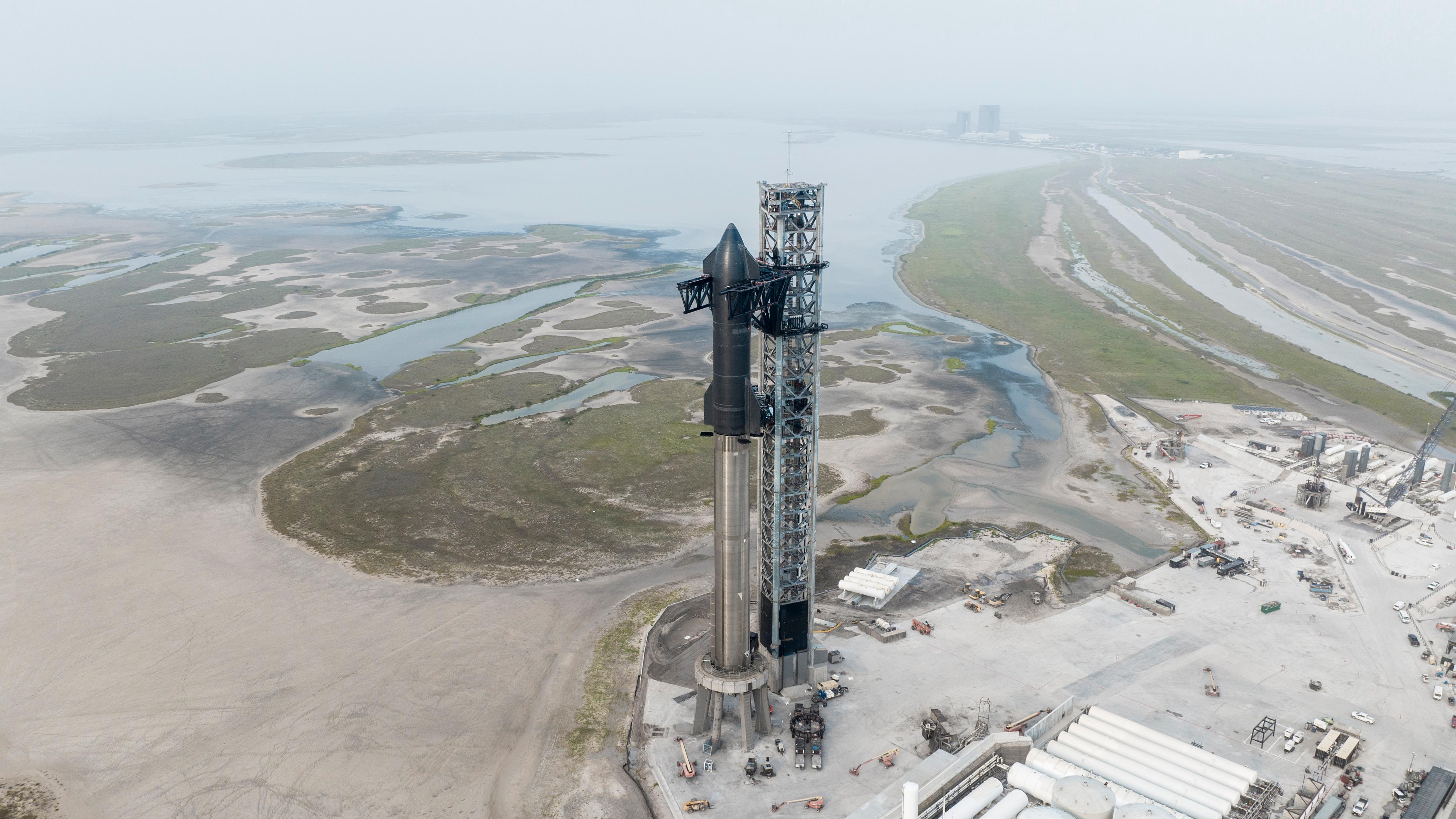 SpaceX-oppskyting av rekord-rakett utsatt