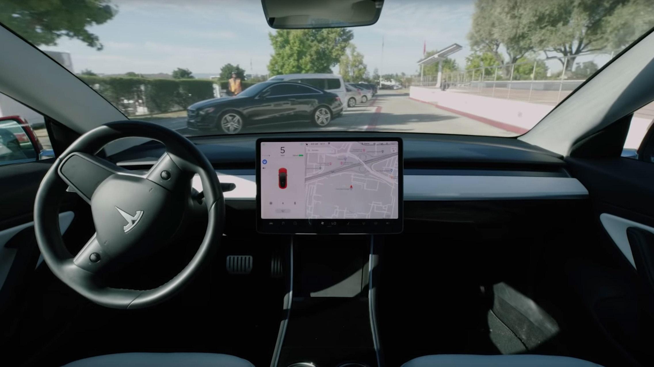 Tesla skrur opp prisen igjen for «selvkjøring»