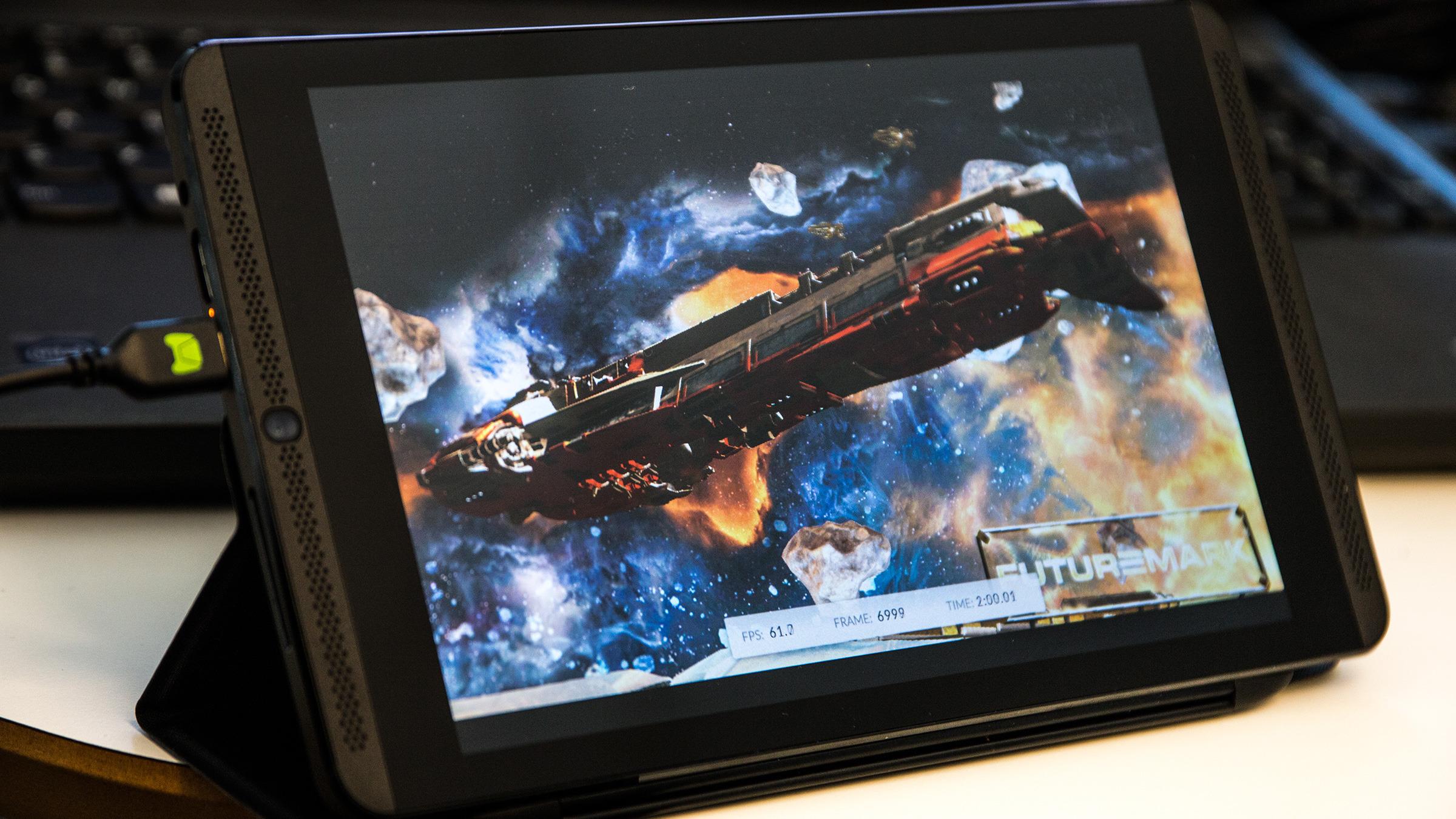 Nvidia spøkte ikke da de fortalte at Shield Tablet kunne kjøre 3D-grafikk bedre enn det meste.Foto: Varg Aamo, Hardware.no