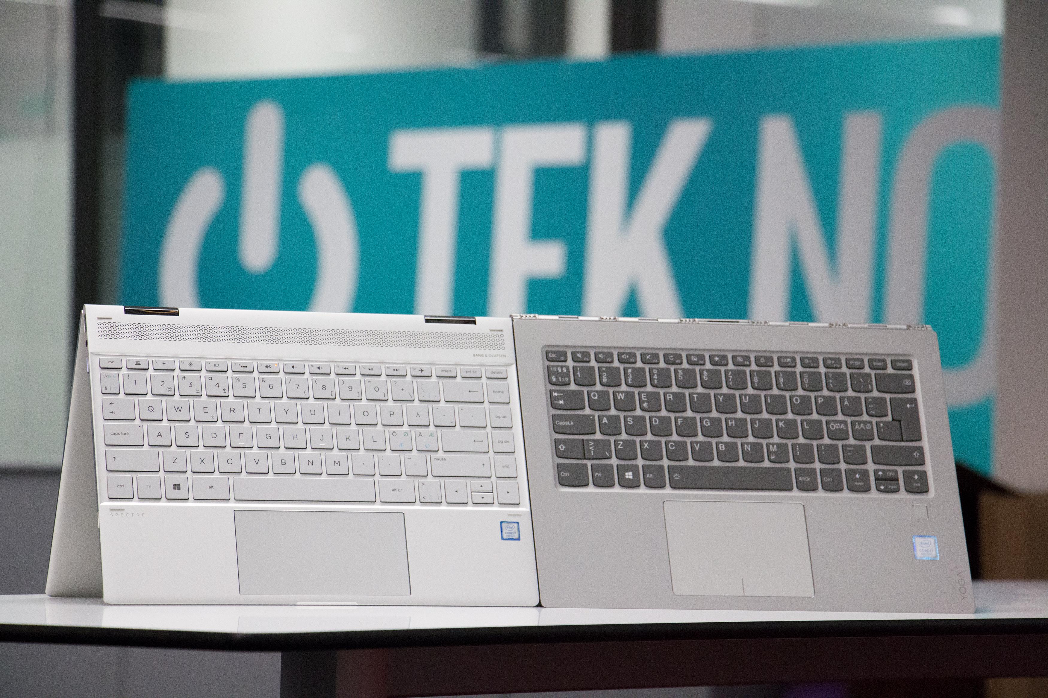 Begge tastatur er gode, men Yoga 920 sitt er hakket raskere og støyer litt mindre.