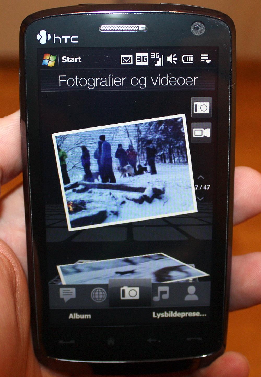 Bilder og video vises rett i Touch Flo 3D-menyen.
