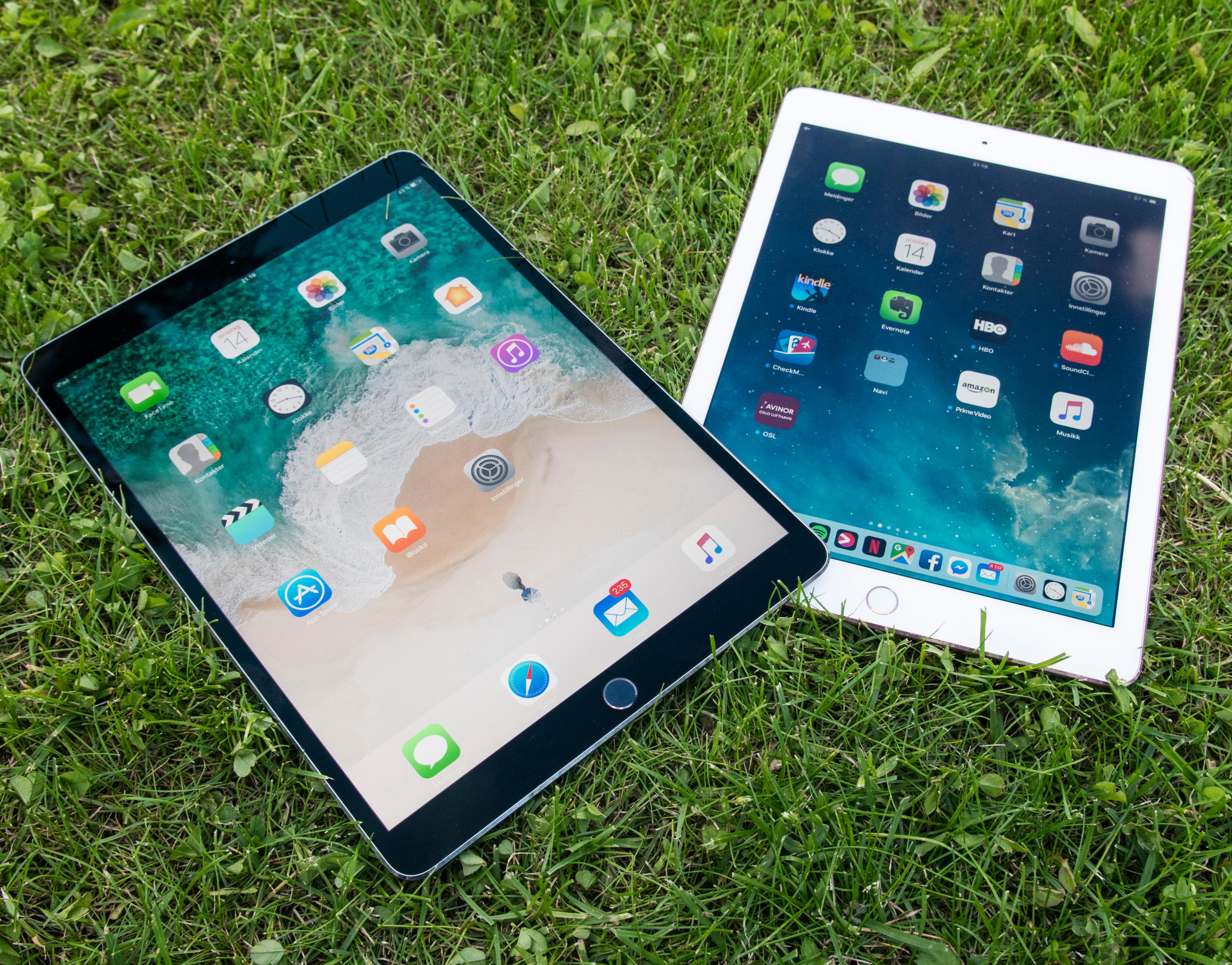 Ny iPad Pro med iOS 10 oppå gammel iPad Pro med tidlig utgave av iOS 11. Til høsten får den nye mange flere funksjoner. Bilde: Finn Jarle Kvalheim, Tek.no