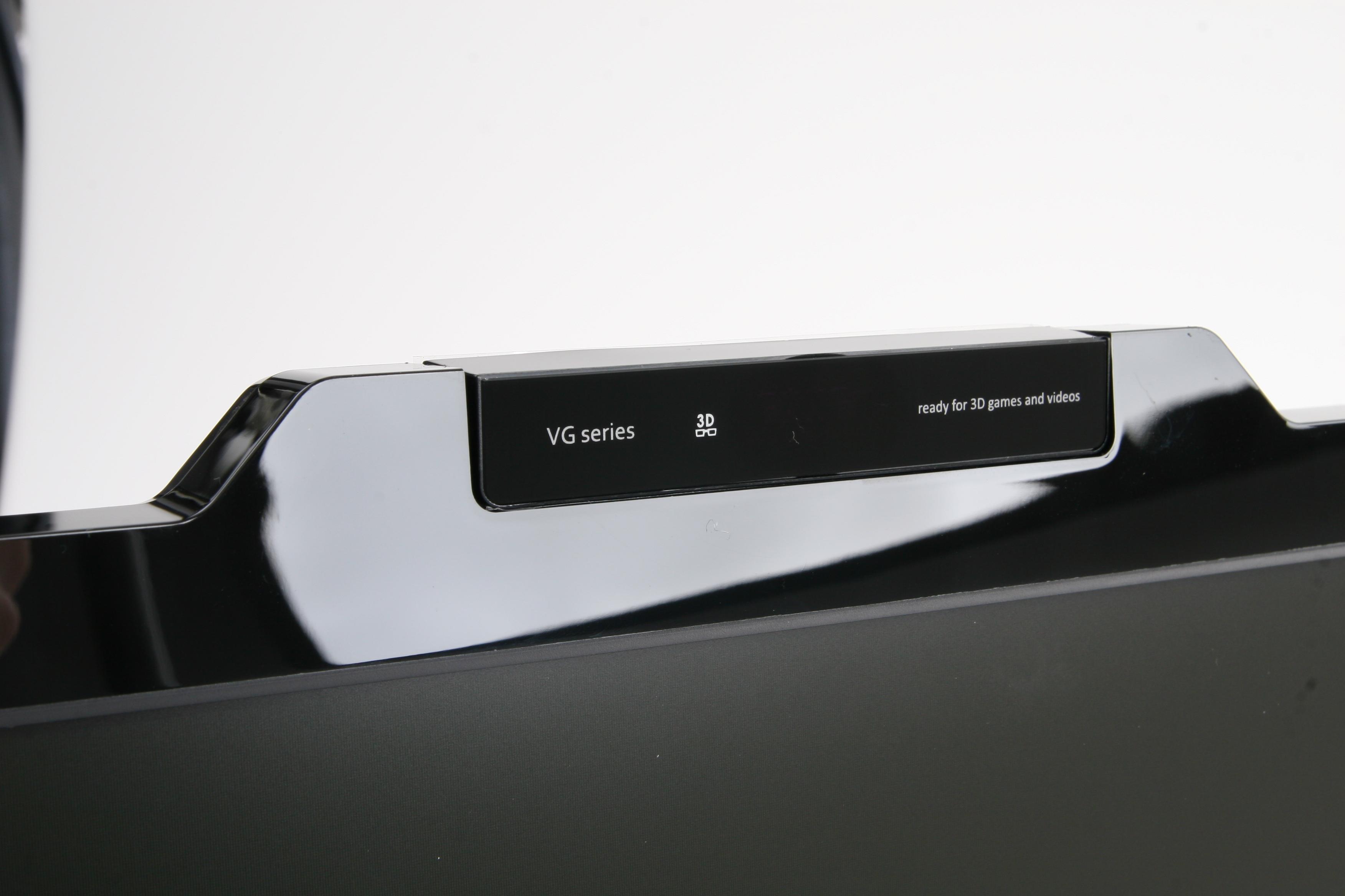 Den nye skjermen til Asus har innebygd infrarød sensor, og har full støtte for 3D-brillene til Nvidia.