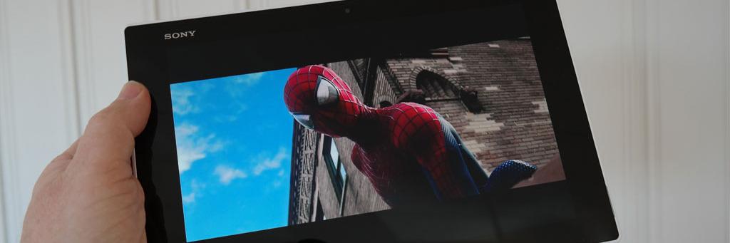 Sony kan lage TV-er, og de kan lage brett som viser film som om det var på de dyreste TV-apparatene.Foto: Espen Irwing Swang, Amobil.no