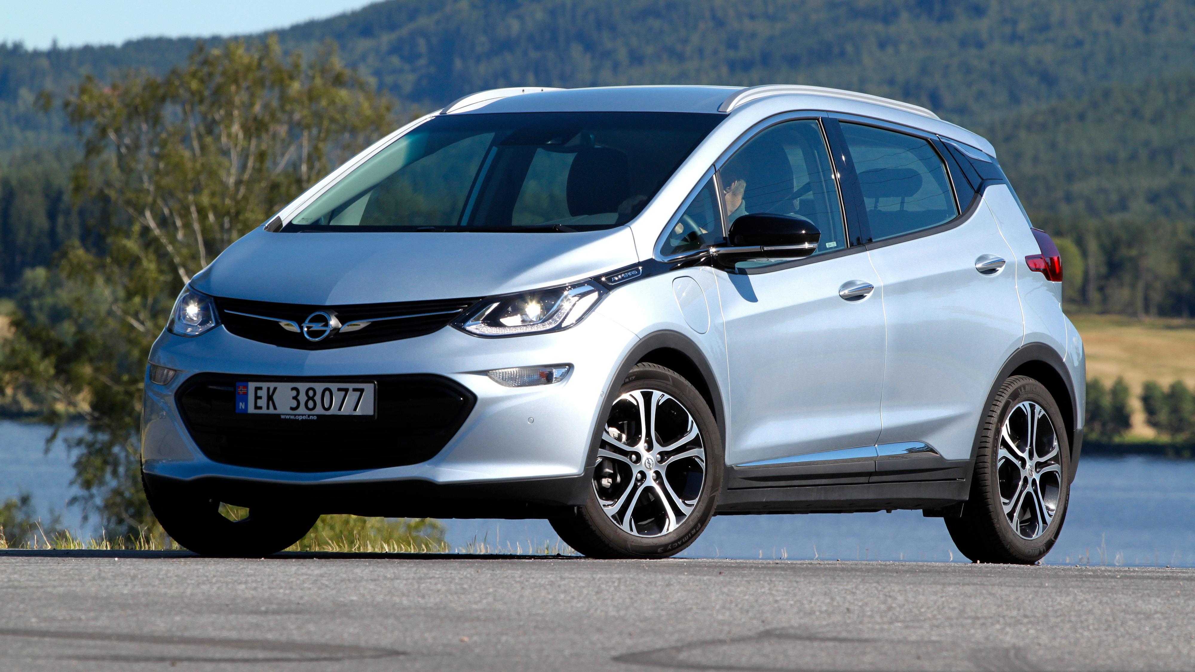 Opel stanser salget av Ampera-e