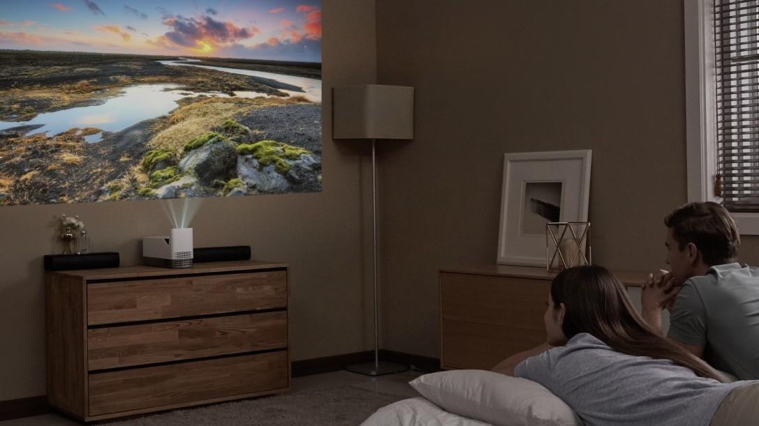 helbrede Distribuere Formindske LGs nye projektor viser et 100-tommers bilde bare 12 cm fra veggen - Tek.no