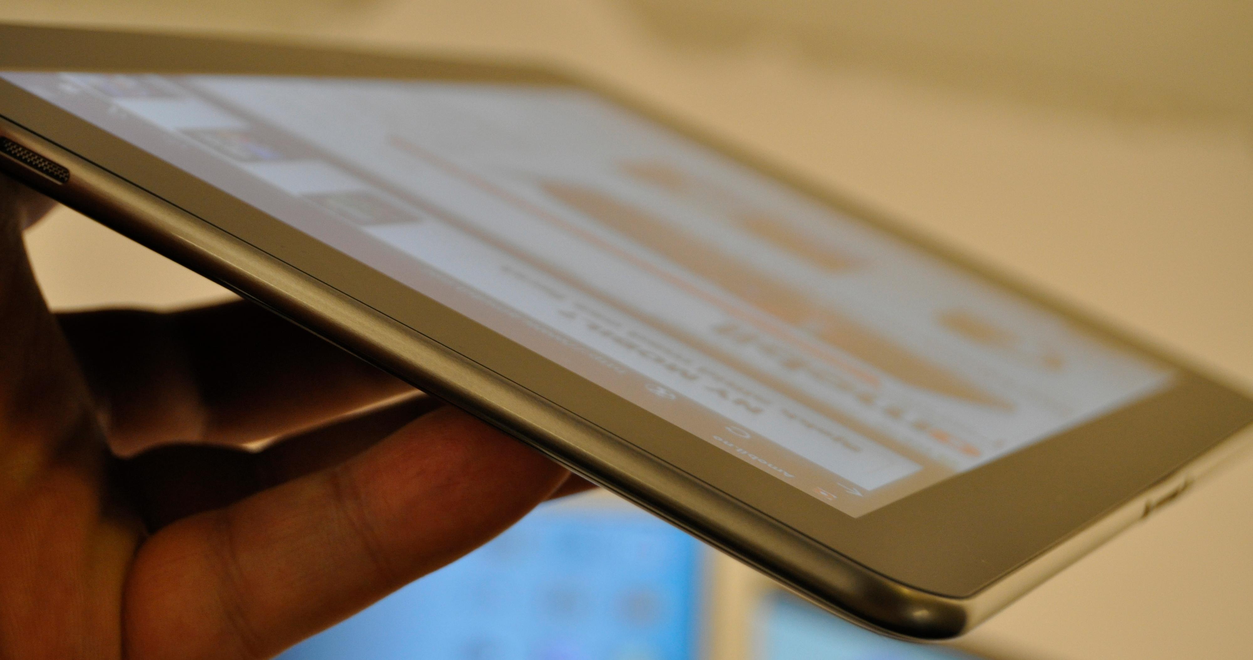 Galaxy Tab 10.1 er det tynneste nettbrettet på markedet når det kommer i juni.