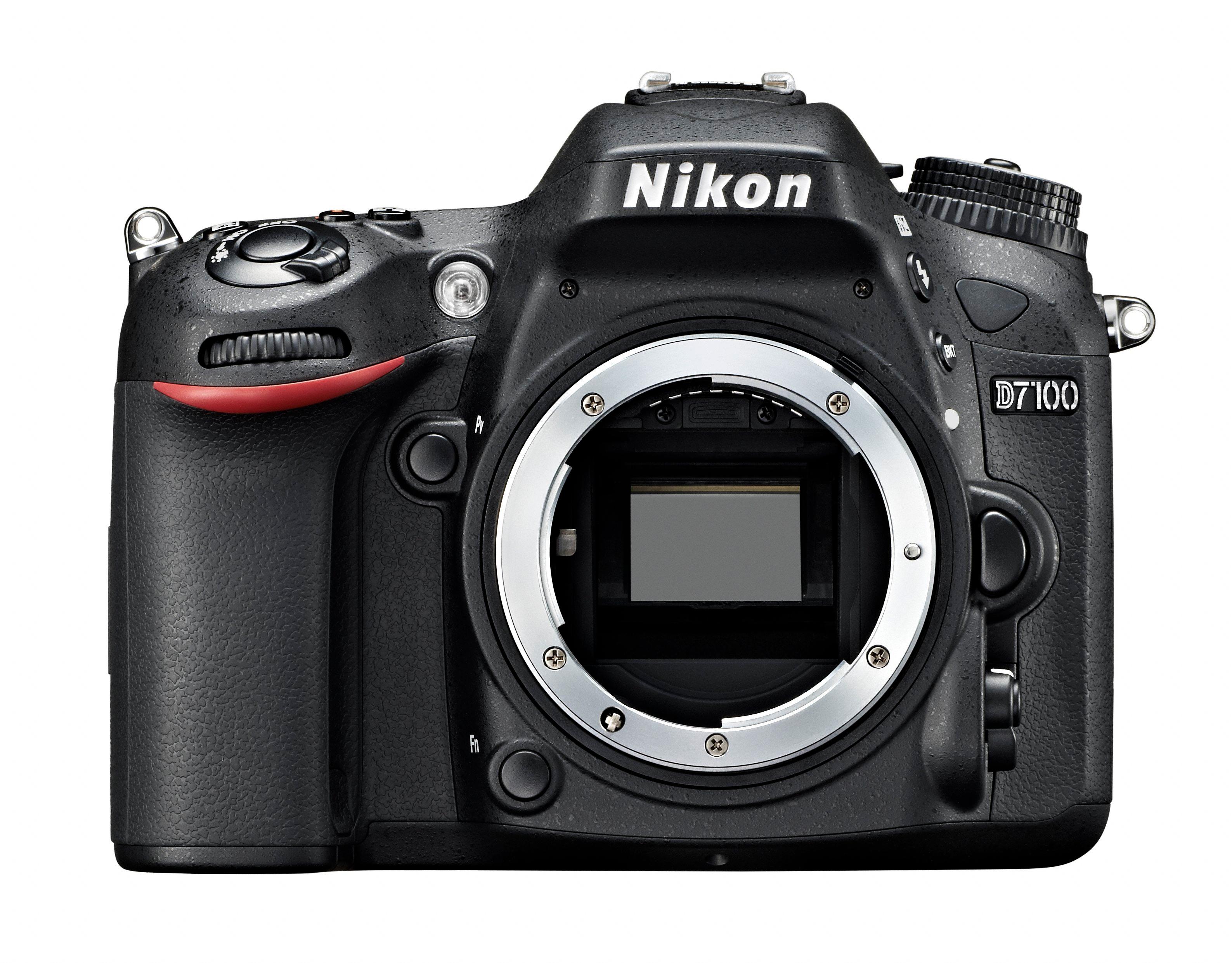 Nikon D7100 forfra.