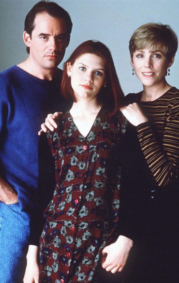 1994: I rollen som Angela var 15 år gamle Claire Danes ofte kledd i typiske 90-tallsklær som ruteskjorter og vide kjoler. Håret hennes var mørkerødt, noe hun forandret på videre i karrieren. Foto: All Over Press