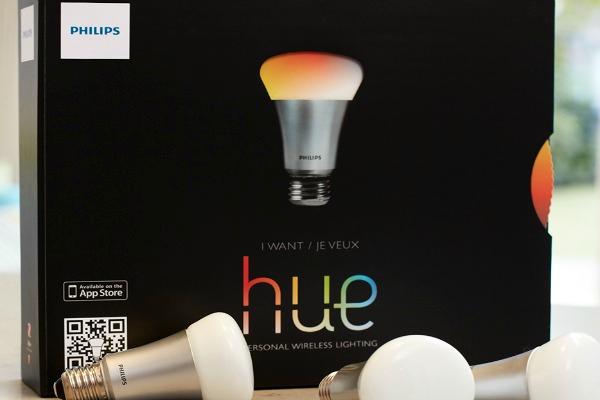 Philips Hue er en lyspære som styres fra mobilen.