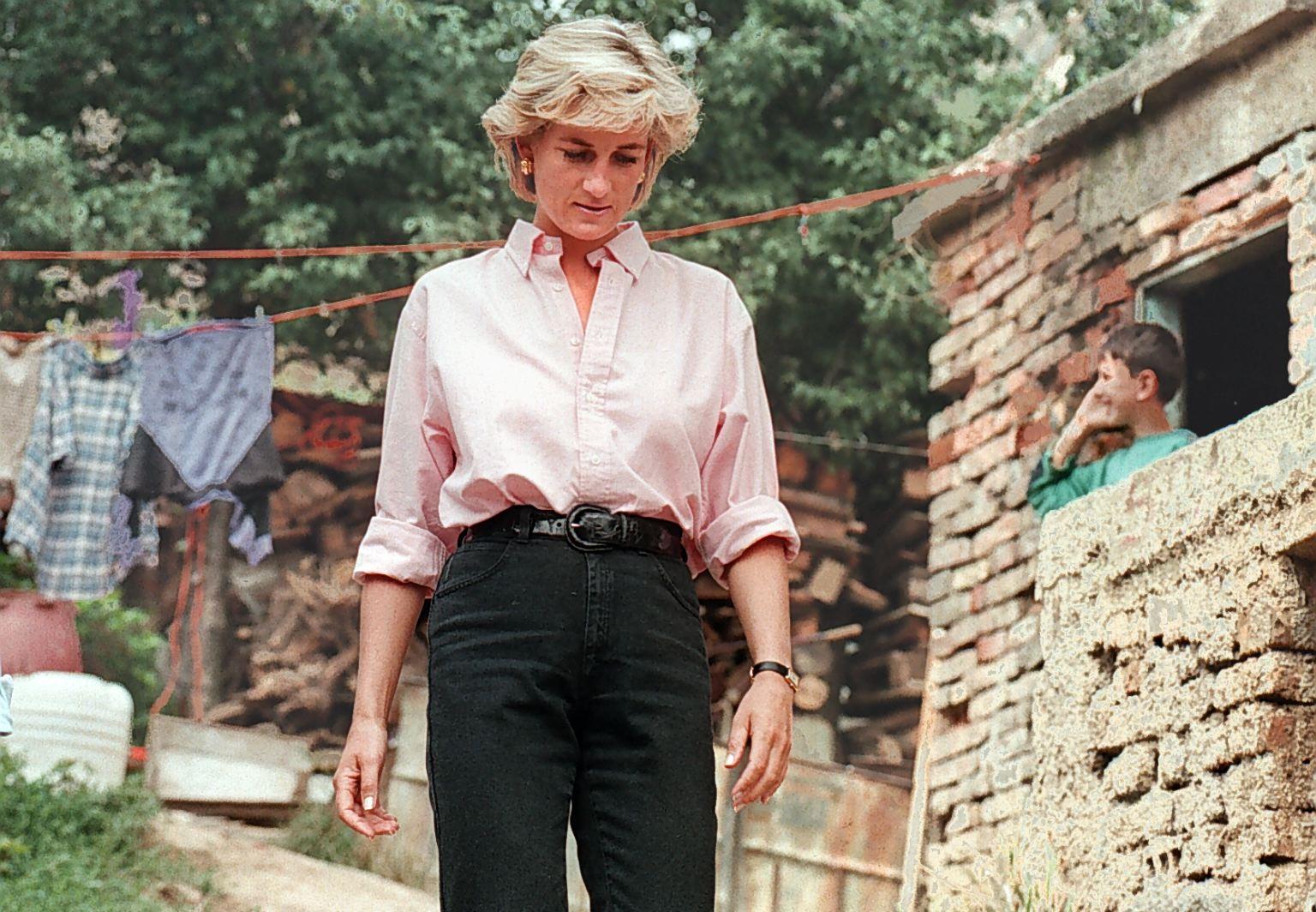 1997: Diana besøker Bosnia-Hercegovina.