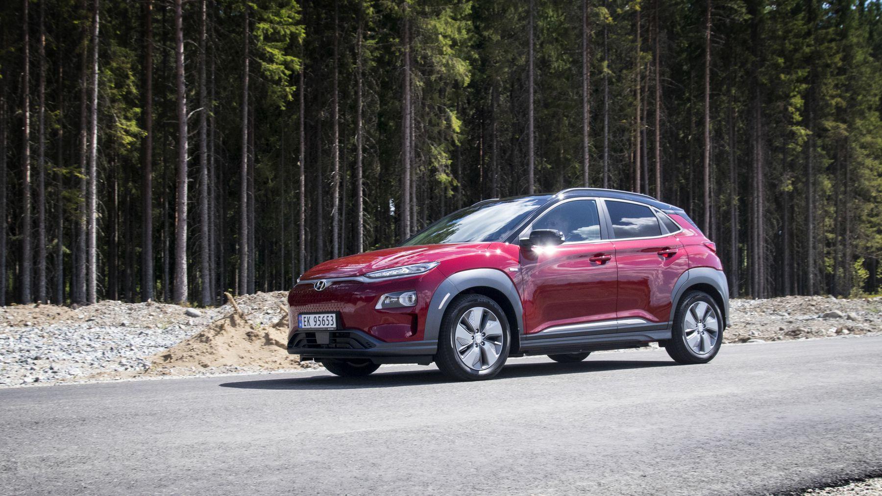 Hyundai Kona får en flat prisøkning på tvers av modeller på 45.000 kroner. 