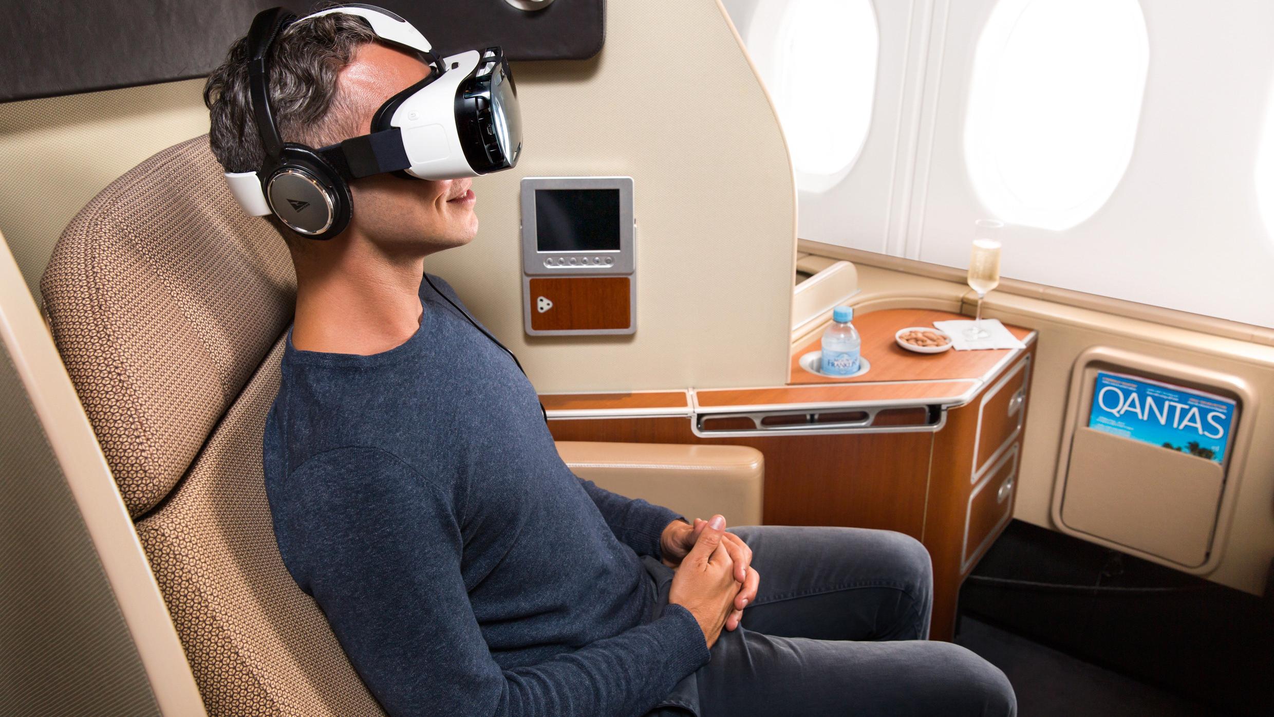 Snart kan du bruke VR-briller som underholdning på fly