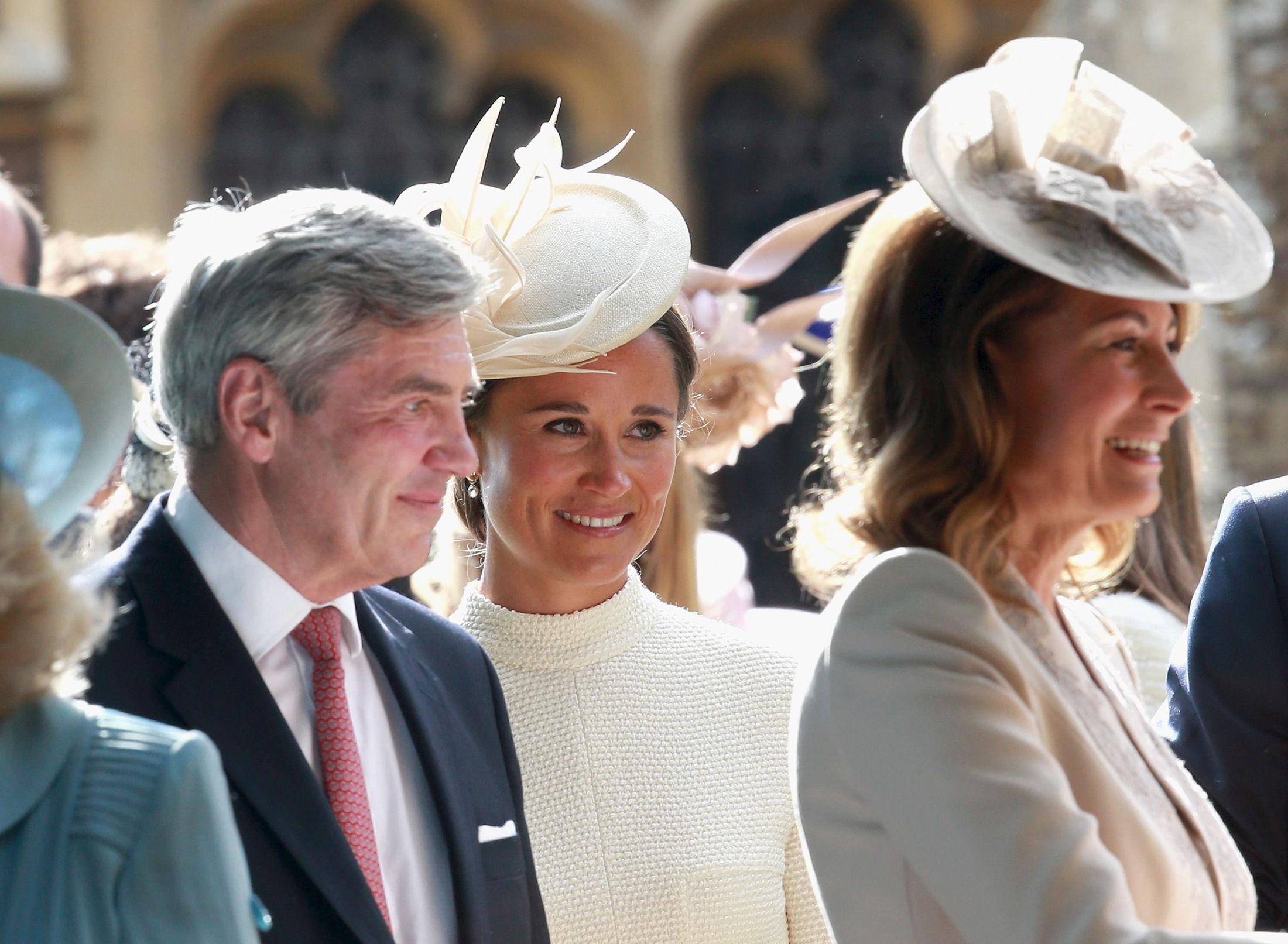 ELEGANT: Pippa kledd i Emilia Wickstead i dåpen til prinsesse Charlotte. Foto: Reuters