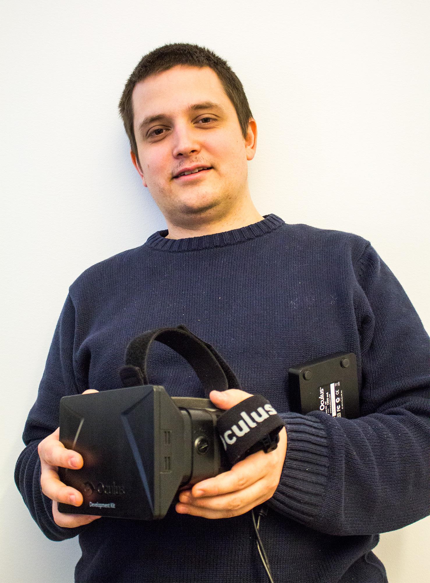 Christer-Andre Fagerslett lot oss prøve sin utviklermodell av Oculus Rift.Foto: Jørgen Elton Nilsen, Hardware.no