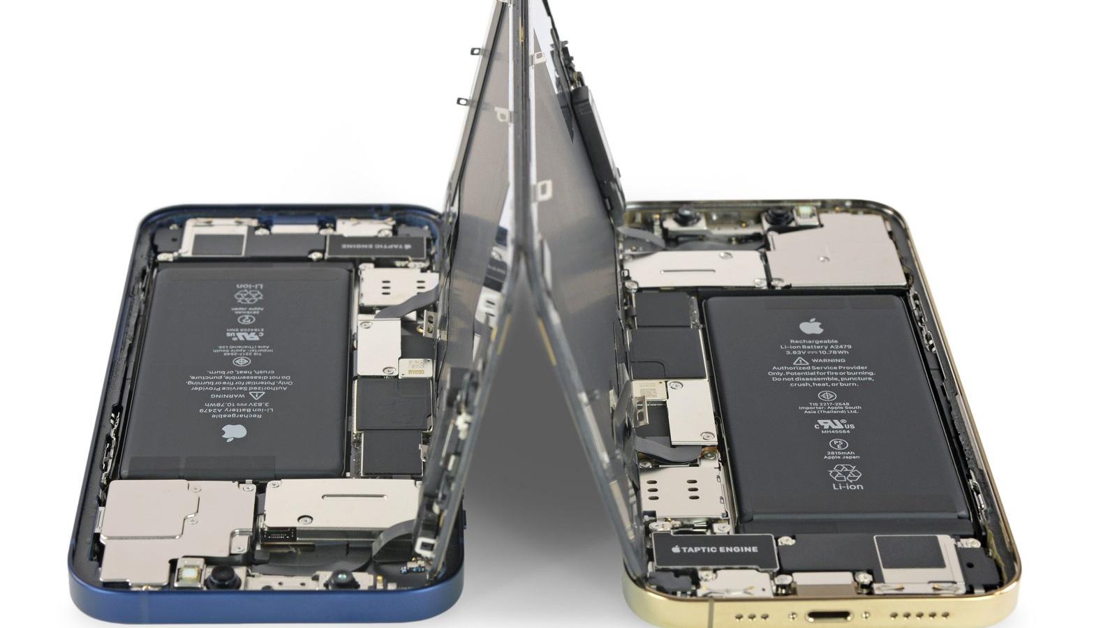 De nye iPhone-modellene har et mindre batteri enn tidligere, ifølge iFixit, som har plukket dem fra hverandre. 