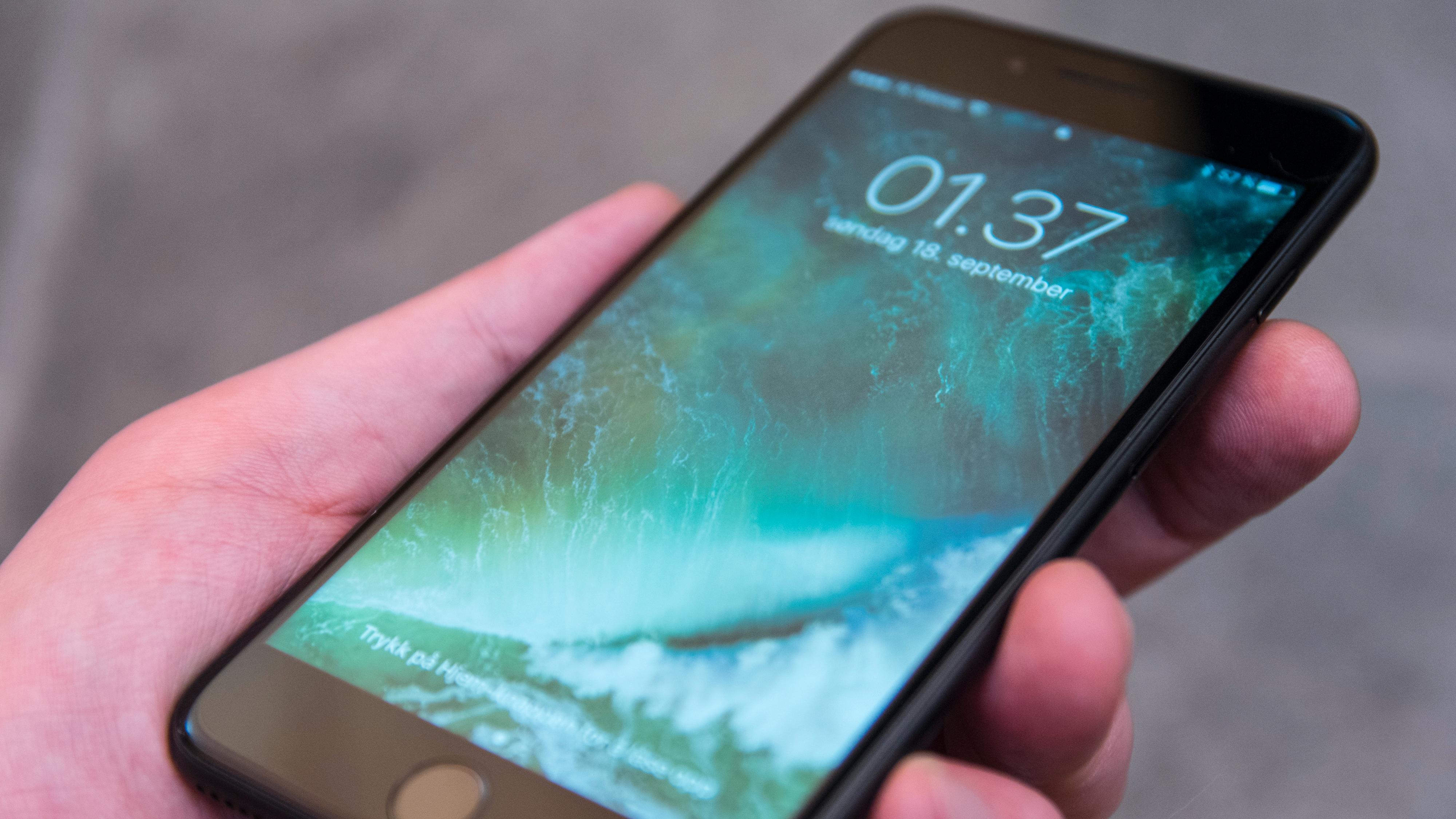 – Neste iPhone får ikke LCD-skjerm