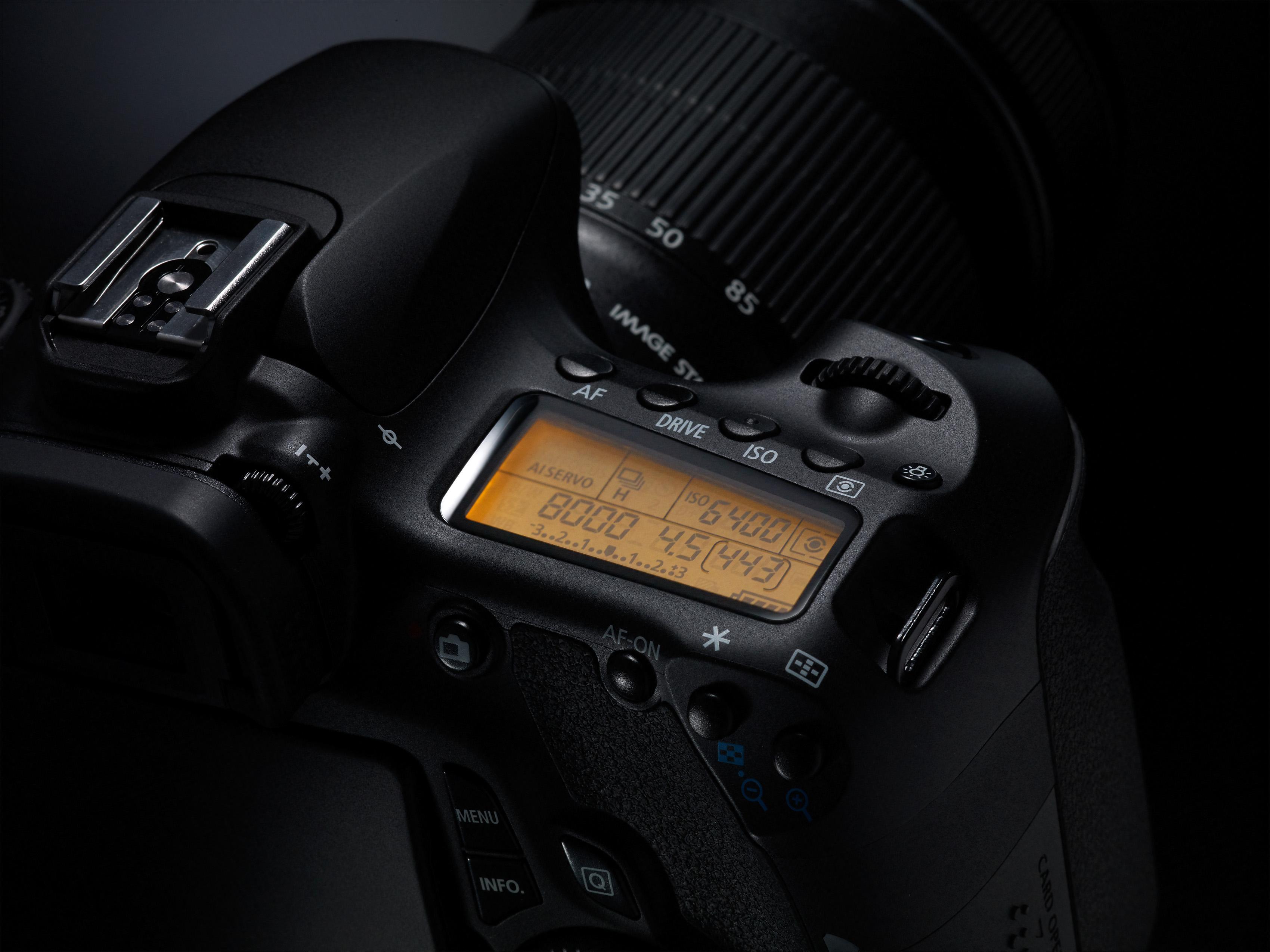 Det fjerde Canon-kameraet på topp-5. Litt for dominerende, synes vi kanskje.